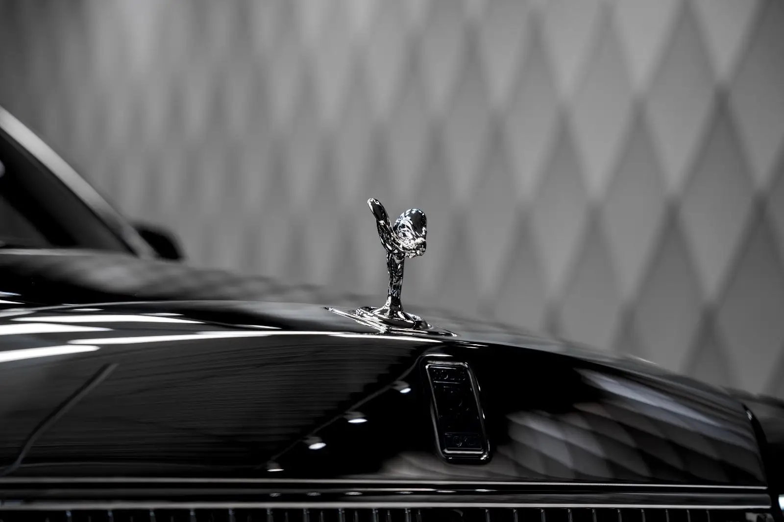 Rolls-Royce Phantom EWB, VIII, 2025 купить в салоне Million Miles