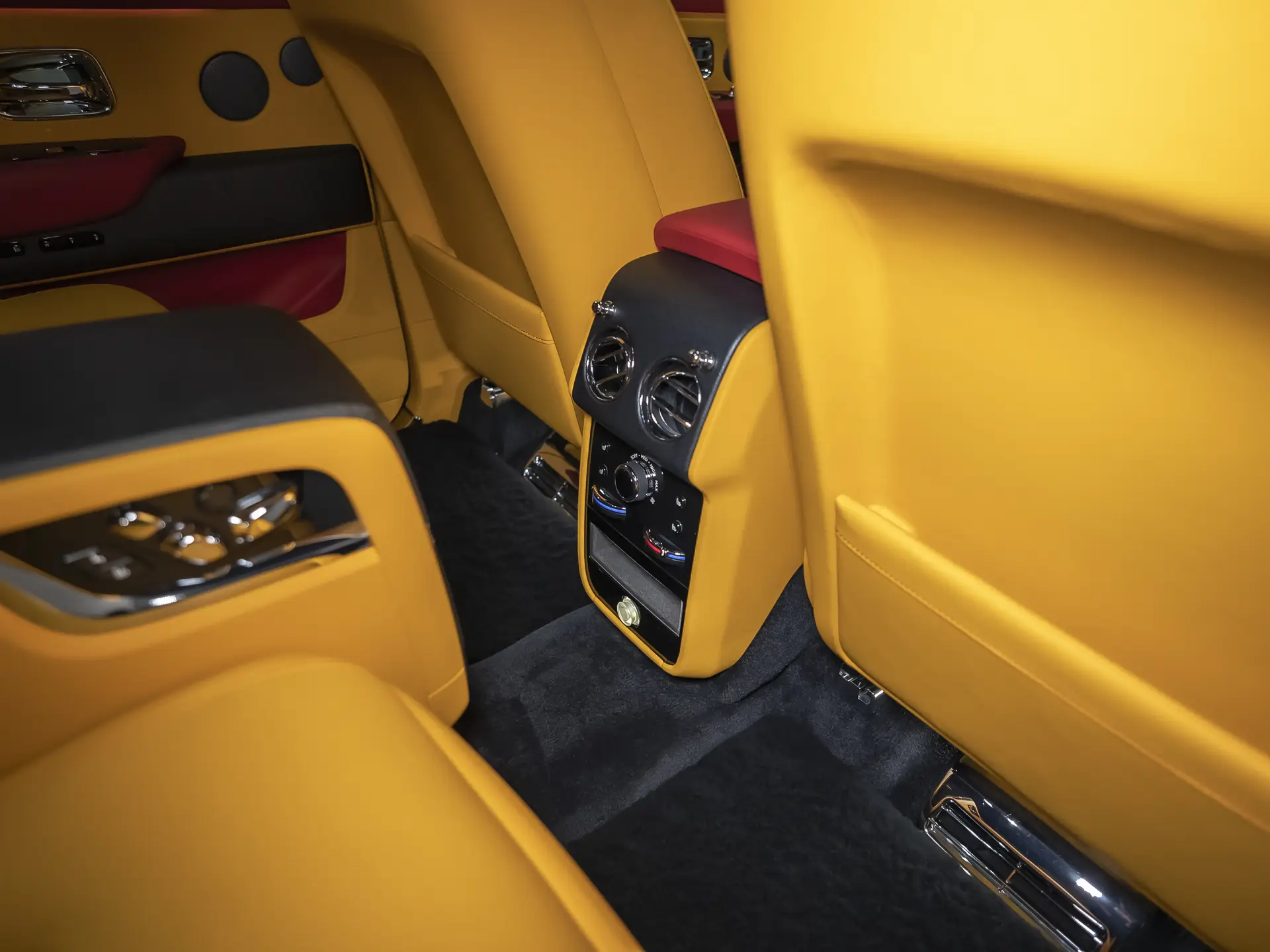 Rolls-Royce Cullinan, I, 2021 купить в салоне Million Miles