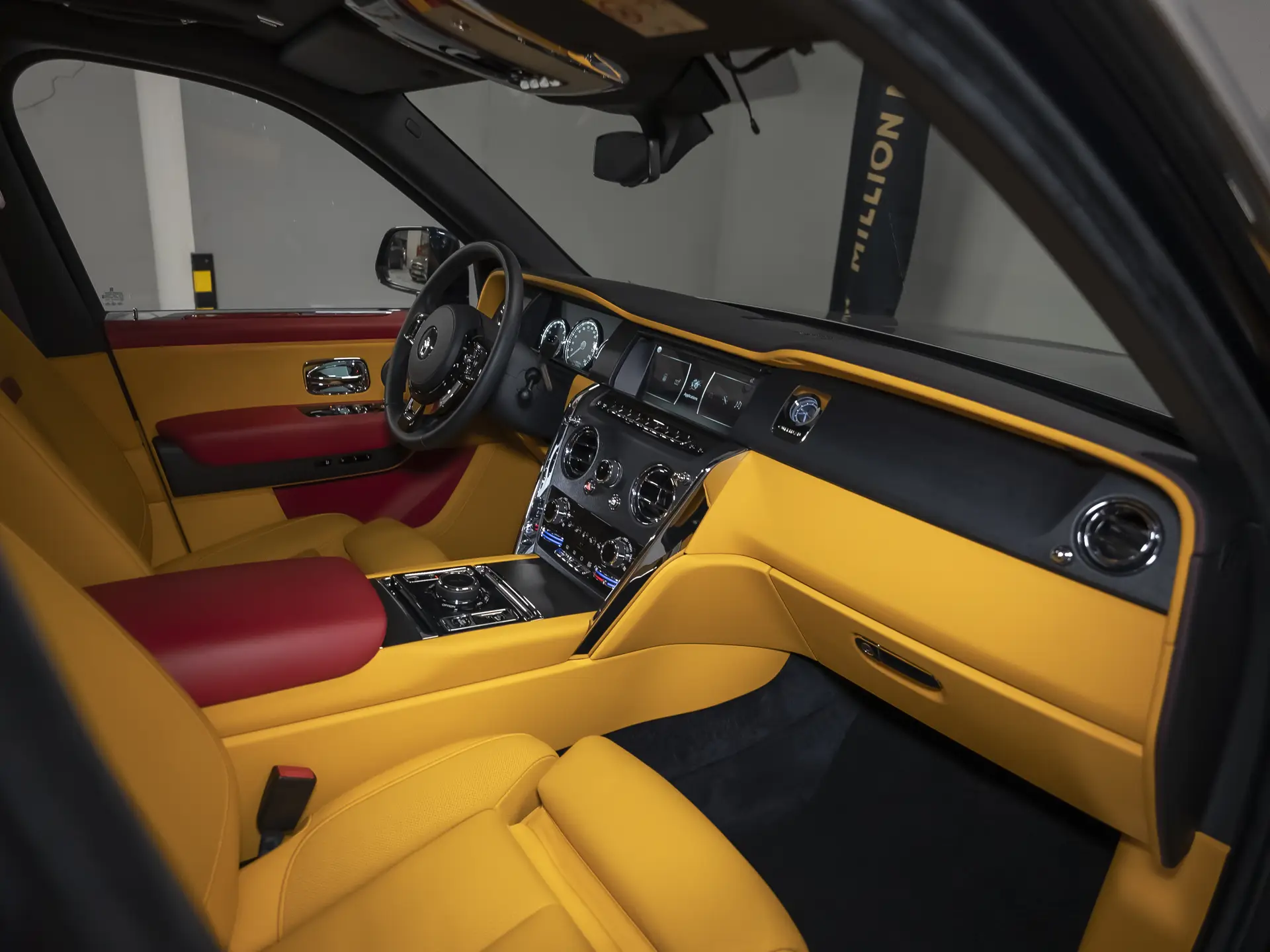 Rolls-Royce Cullinan, I, 2021 купить в салоне Million Miles