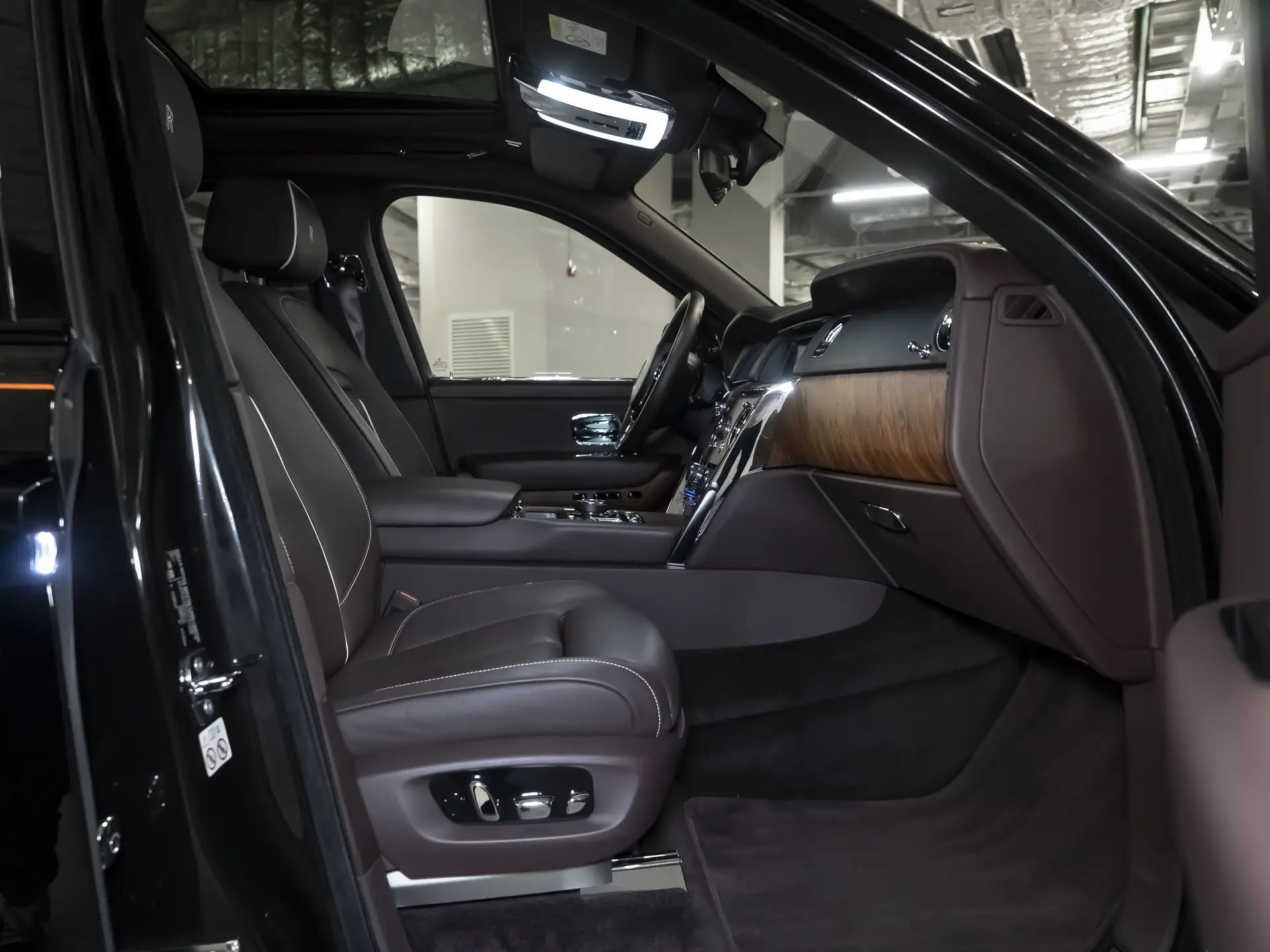 Rolls-Royce Cullinan, I, 2019 купить в салоне Million Miles