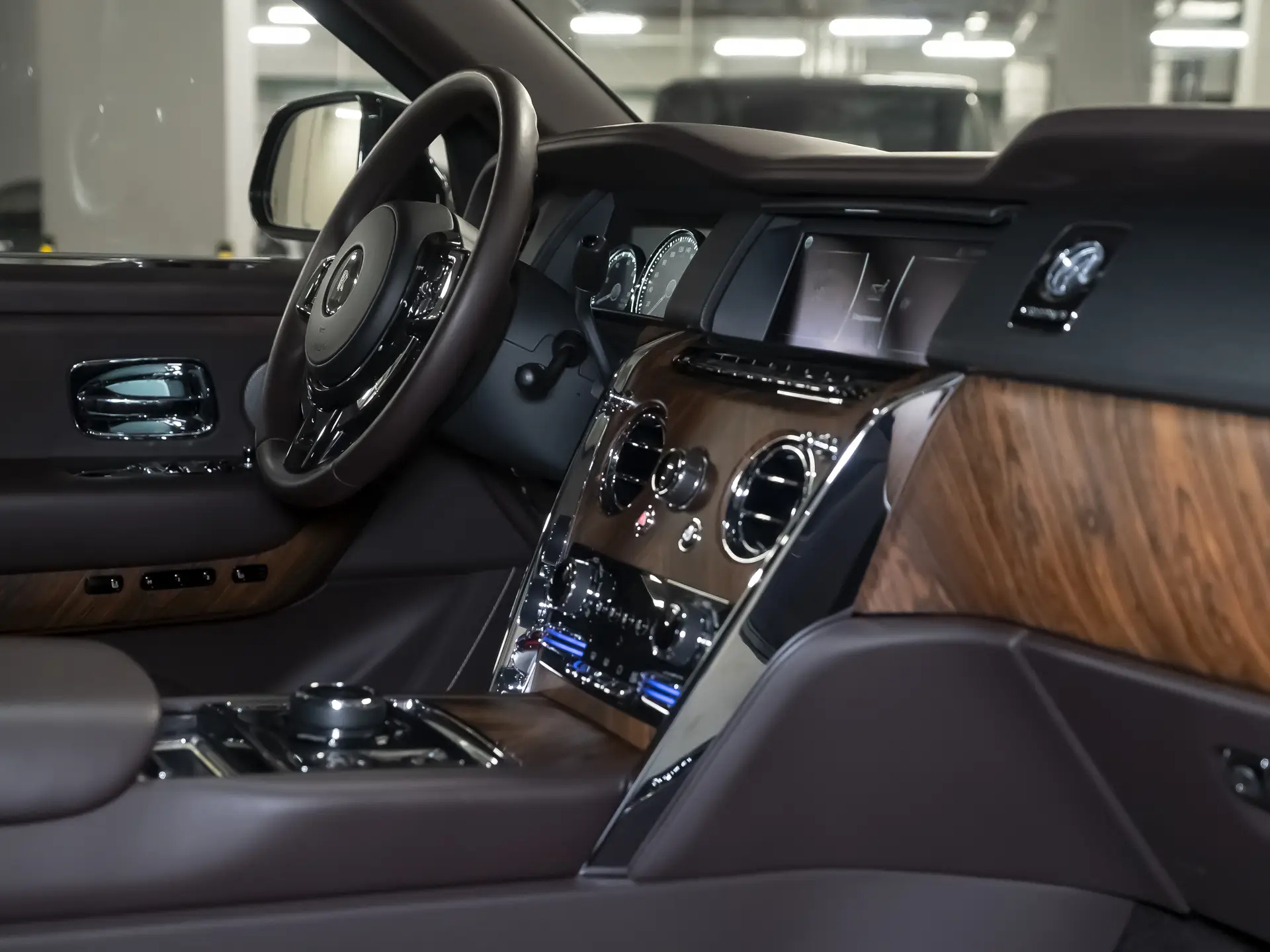 Rolls-Royce Cullinan, I, 2019 купить в салоне Million Miles