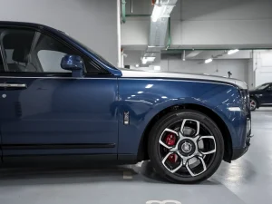 Rolls-Royce Cullinan Black Badge, I, 2021 купить в салоне Million Miles