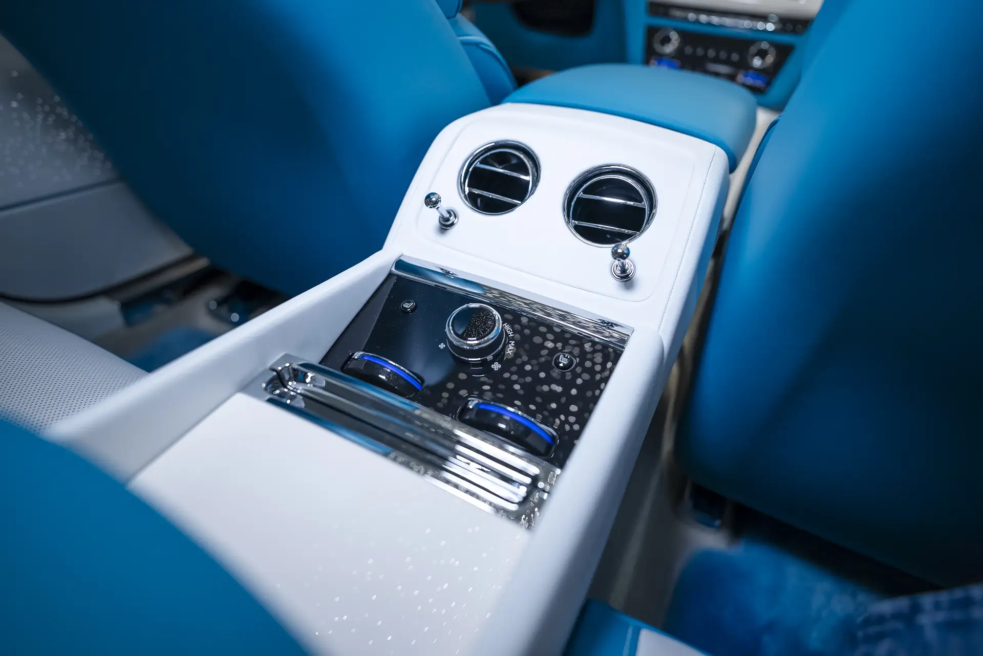 Rolls-Royce Spectre, I, 2025 купить в салоне Million Miles