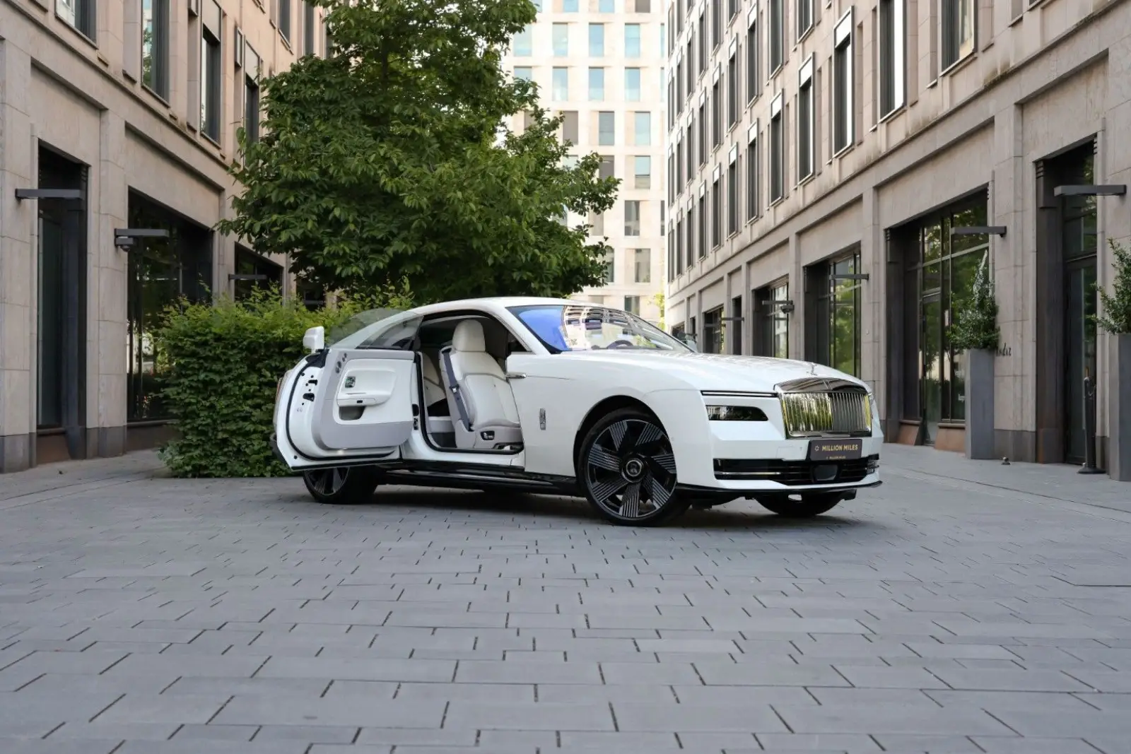 Rolls-Royce Spectre, I, 2025 купить в салоне Million Miles