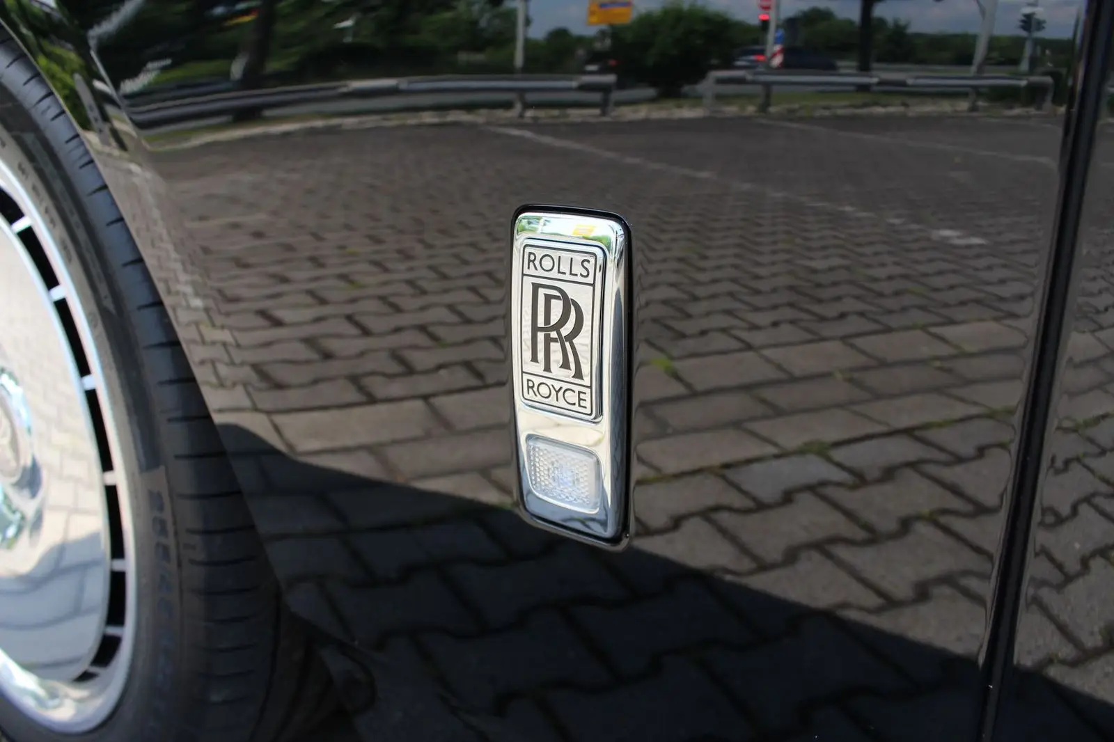 Rolls-Royce Phantom EWB, VIII, 2024 купить в салоне Million Miles