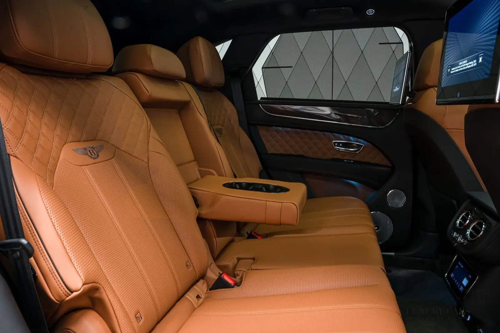 Bentley Bentayga, I Рестайлинг, 2025 купить в салоне Million Miles