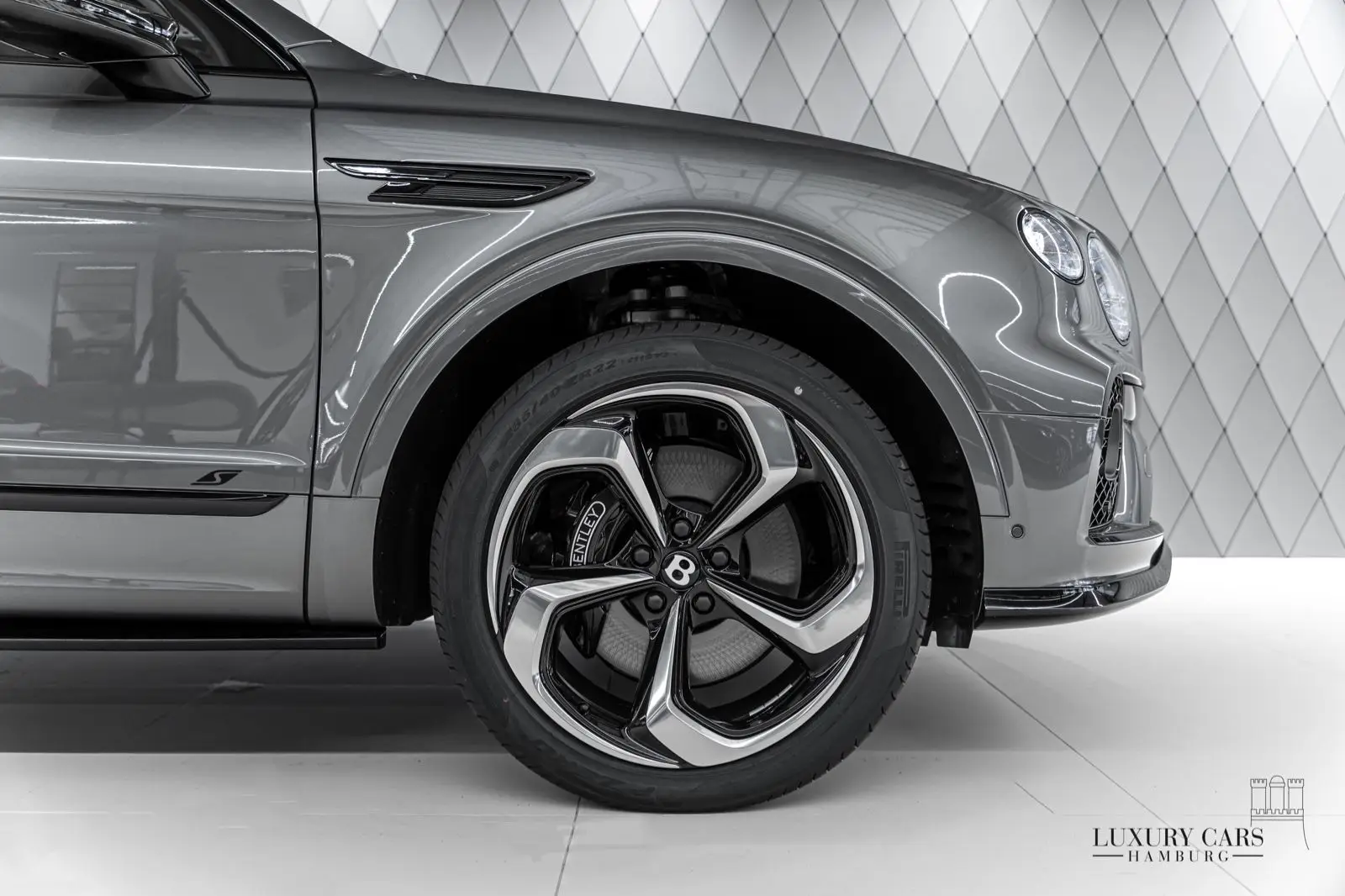 Bentley Bentayga, I Рестайлинг, 2025 купить в салоне Million Miles