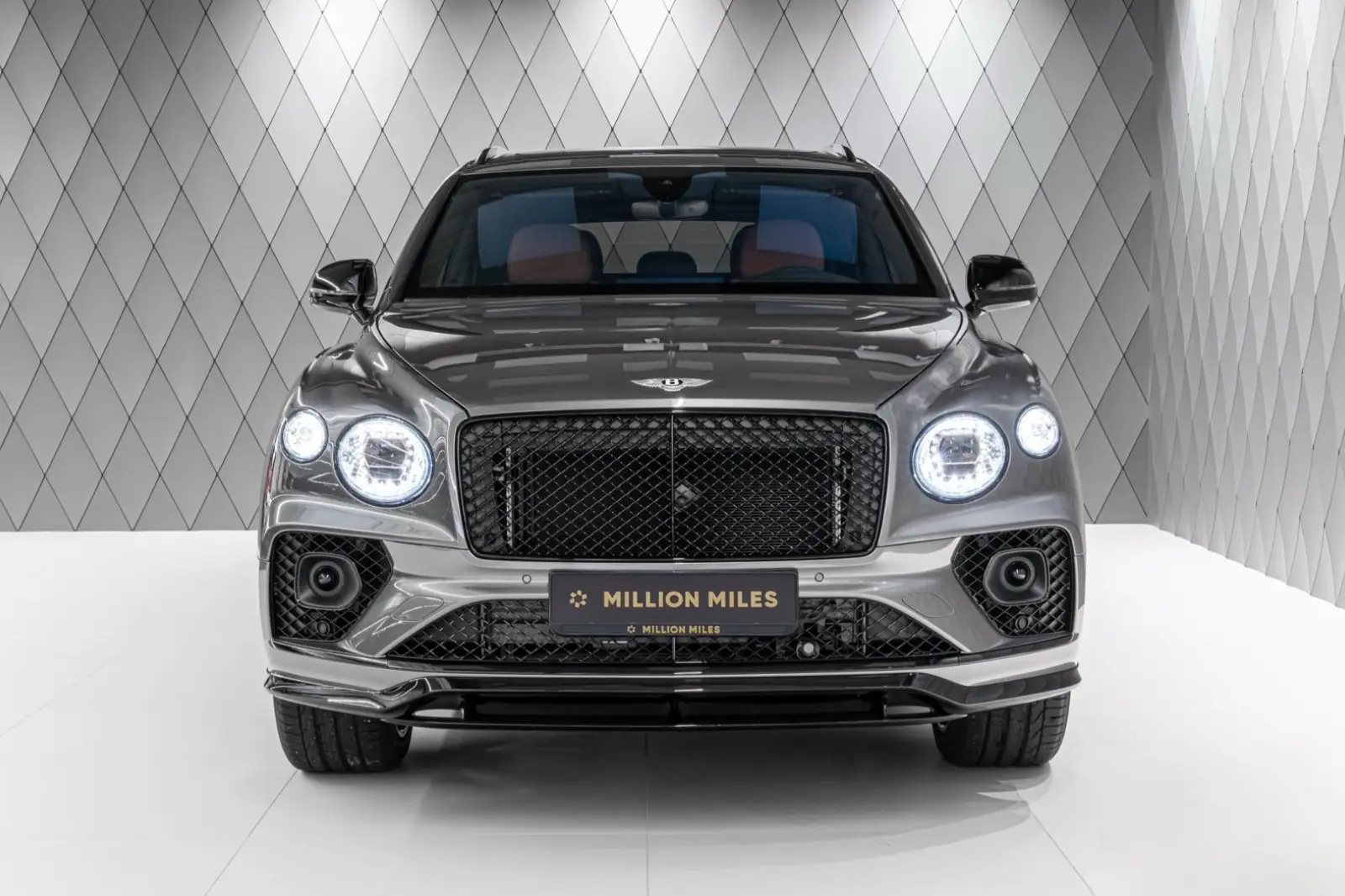 Bentley Bentayga, I Рестайлинг, 2025 купить в салоне Million Miles