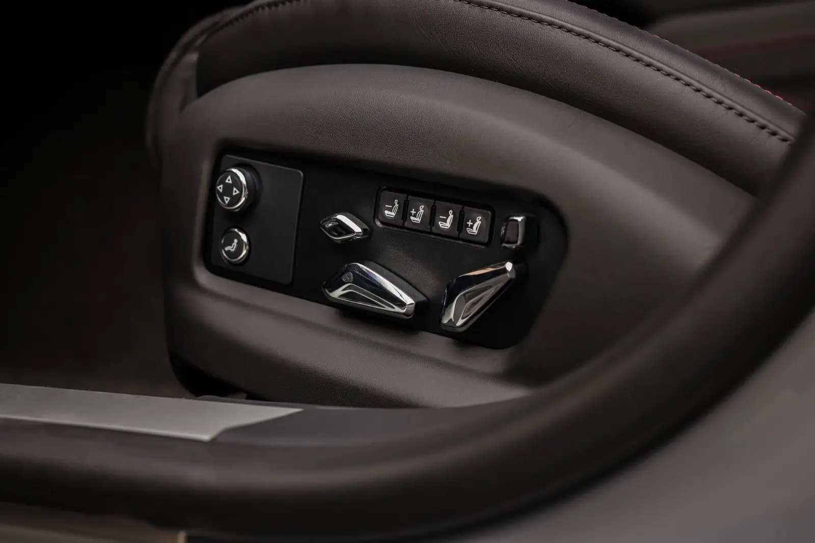 Bentley Flying Spur, III, 2024 купить в салоне Million Miles