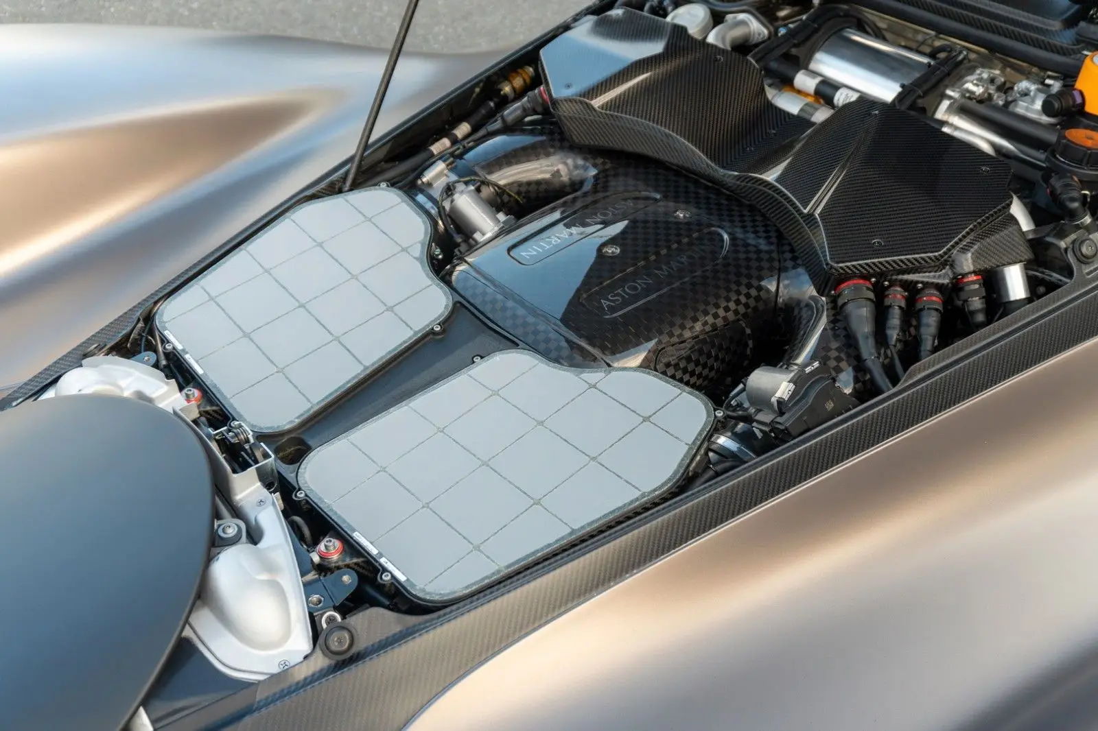 Aston Martin Valkyrie, I, 2023 купить в салоне Million Miles