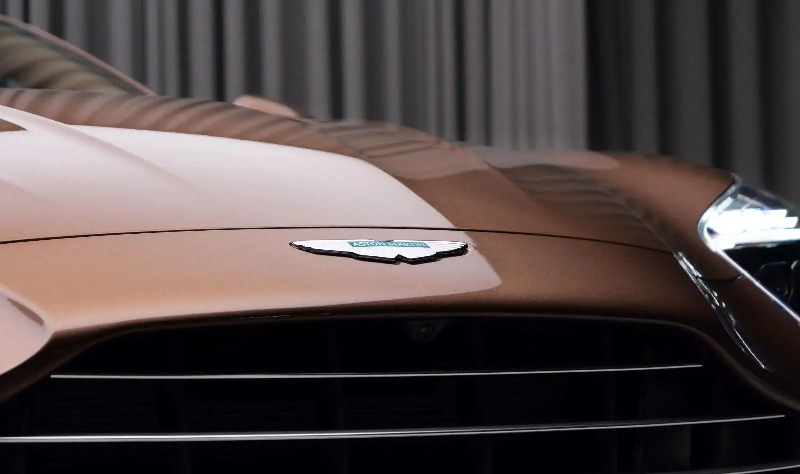 Aston Martin DB12, I, 2025 купить в салоне Million Miles