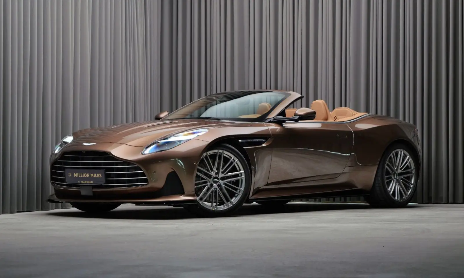 Aston Martin DB12, I, 2025 купить в салоне Million Miles