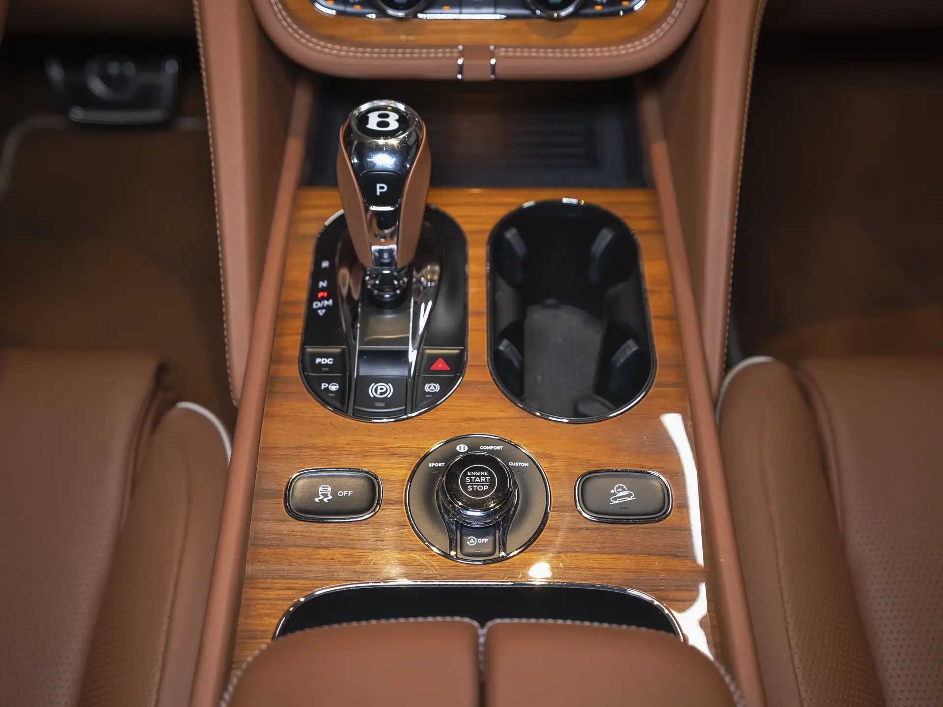 Bentley Bentayga, I Рестайлинг, 2022 купить в салоне Million Miles