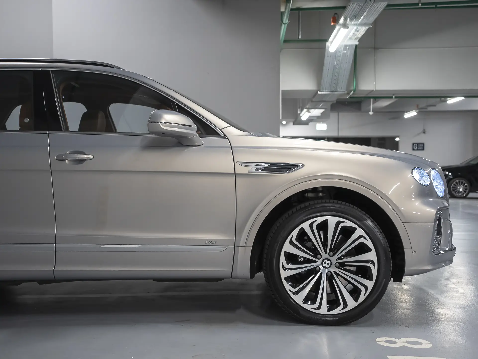 Bentley Bentayga, I Рестайлинг, 2022 купить в салоне Million Miles