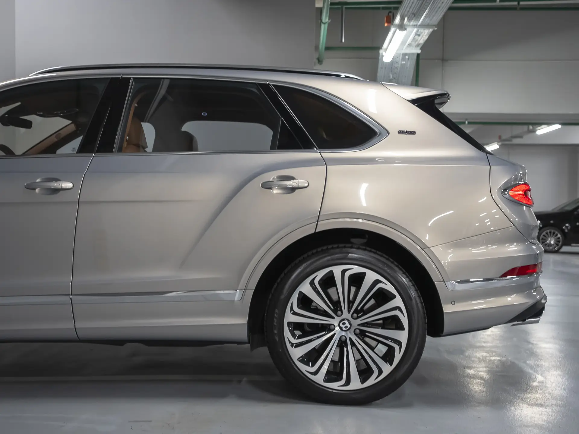 Bentley Bentayga, I Рестайлинг, 2022 купить в салоне Million Miles