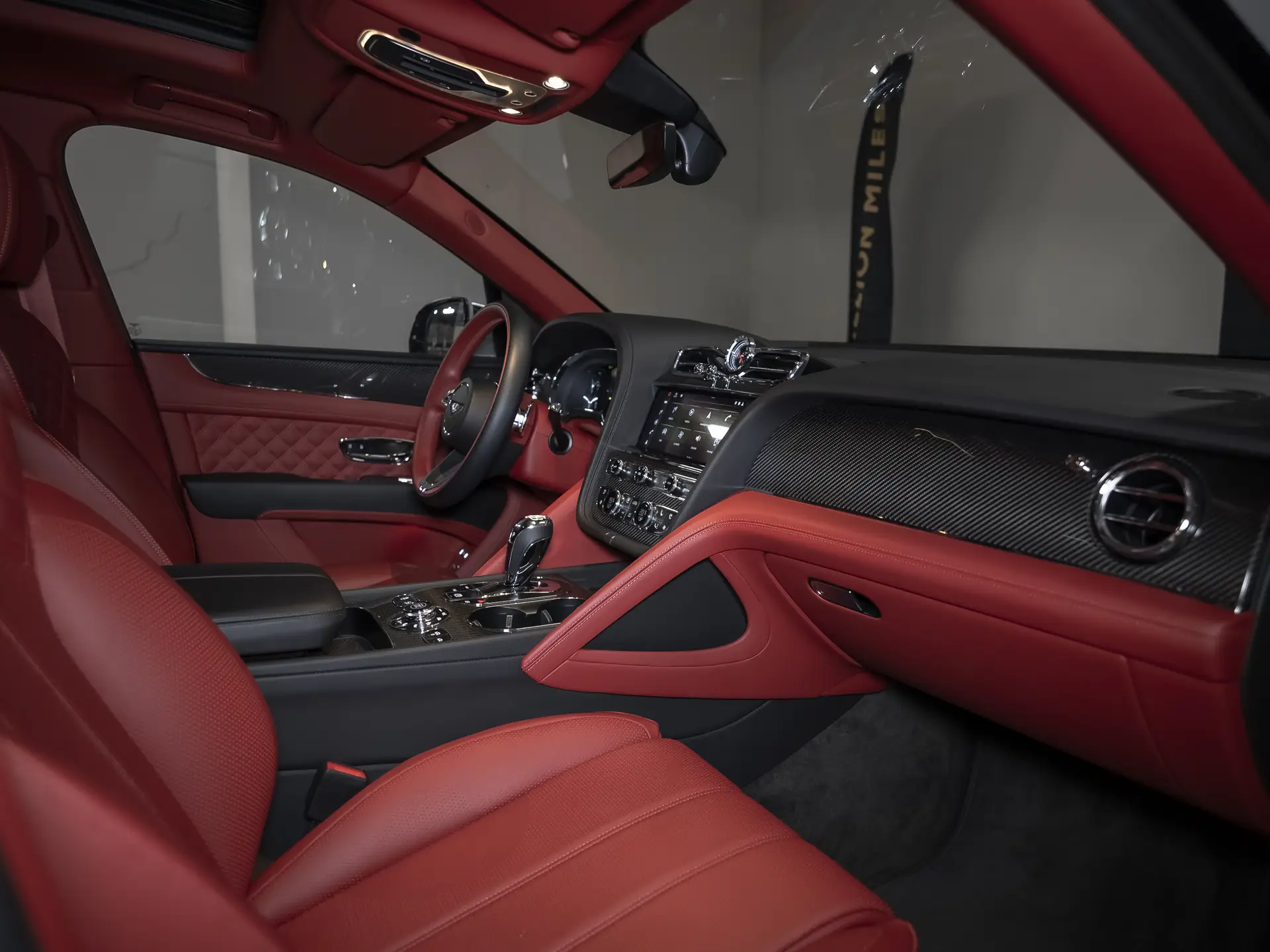 Bentley Bentayga, I Рестайлинг, 2020 купить в салоне Million Miles