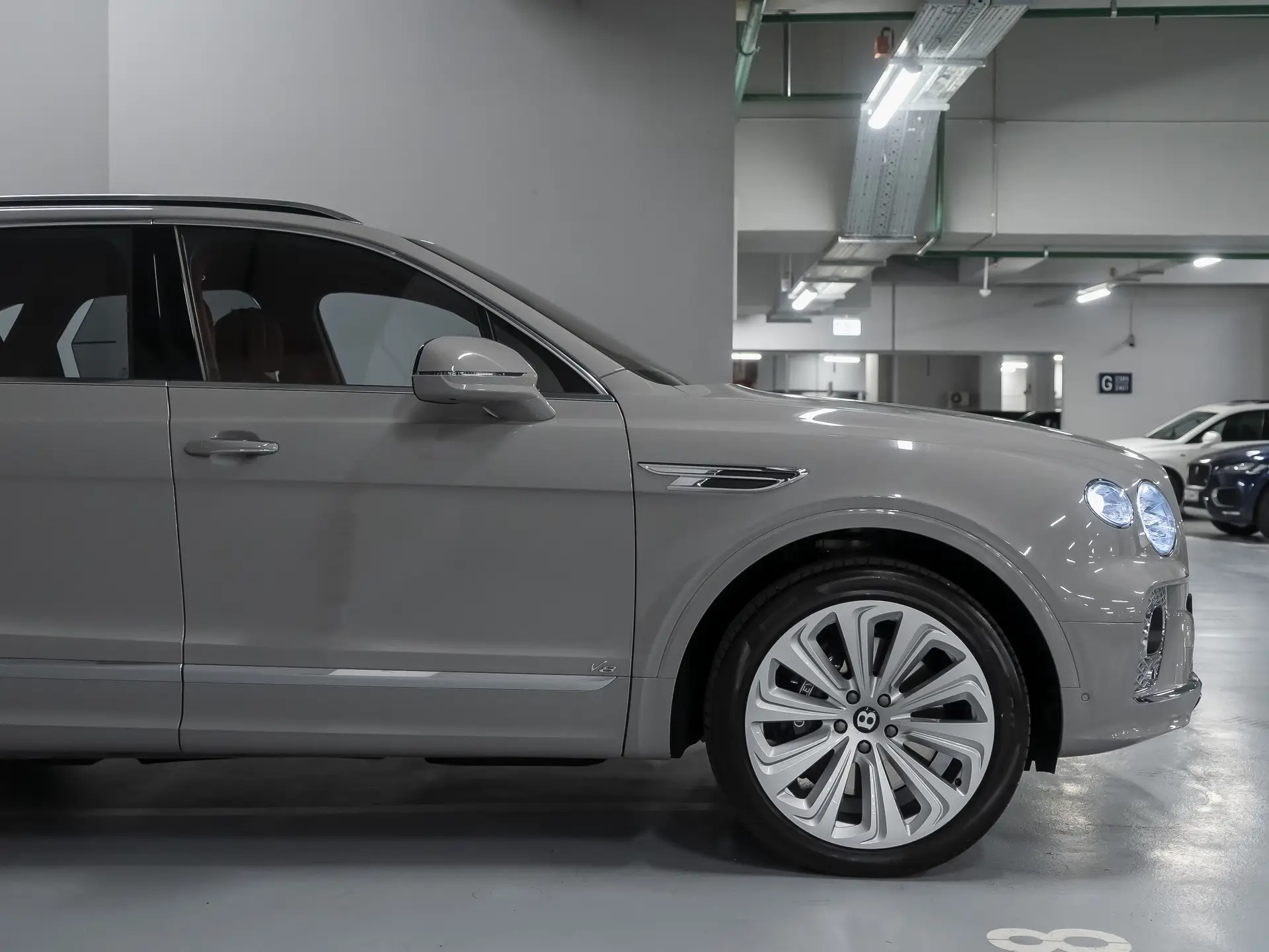 Bentley Bentayga, I Рестайлинг, 2020 купить в салоне Million Miles