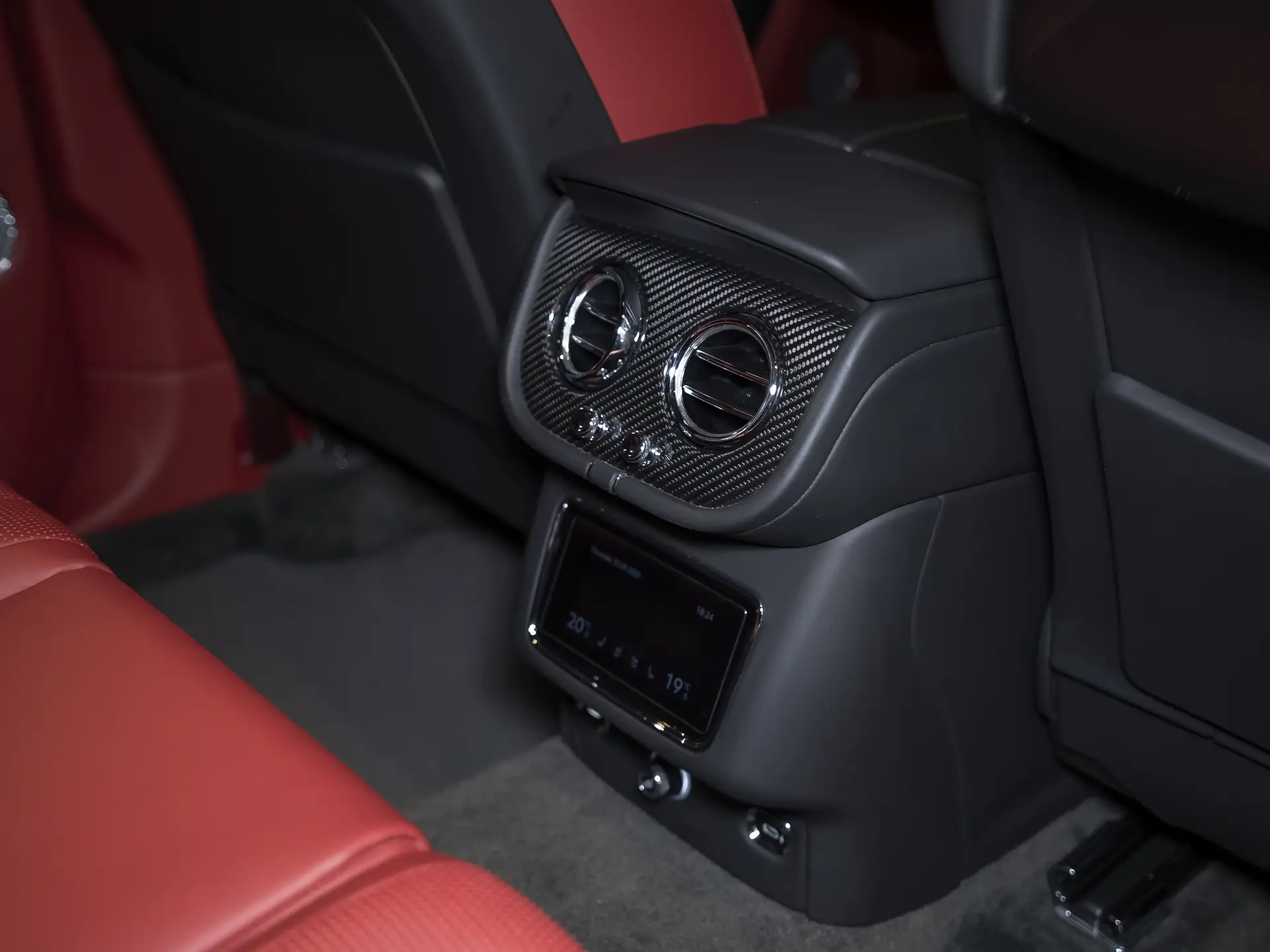 Bentley Bentayga, I Рестайлинг, 2020 купить в салоне Million Miles