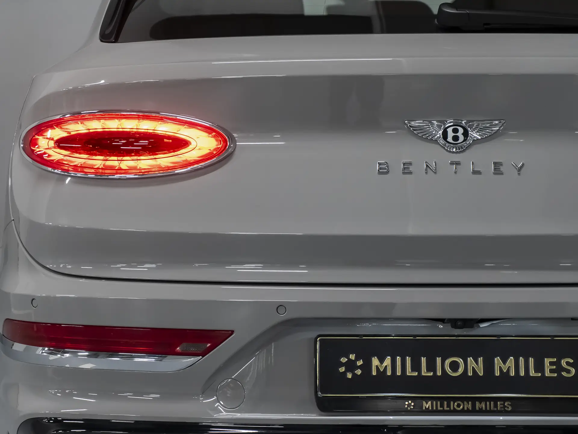 Bentley Bentayga, I Рестайлинг, 2020 купить в салоне Million Miles