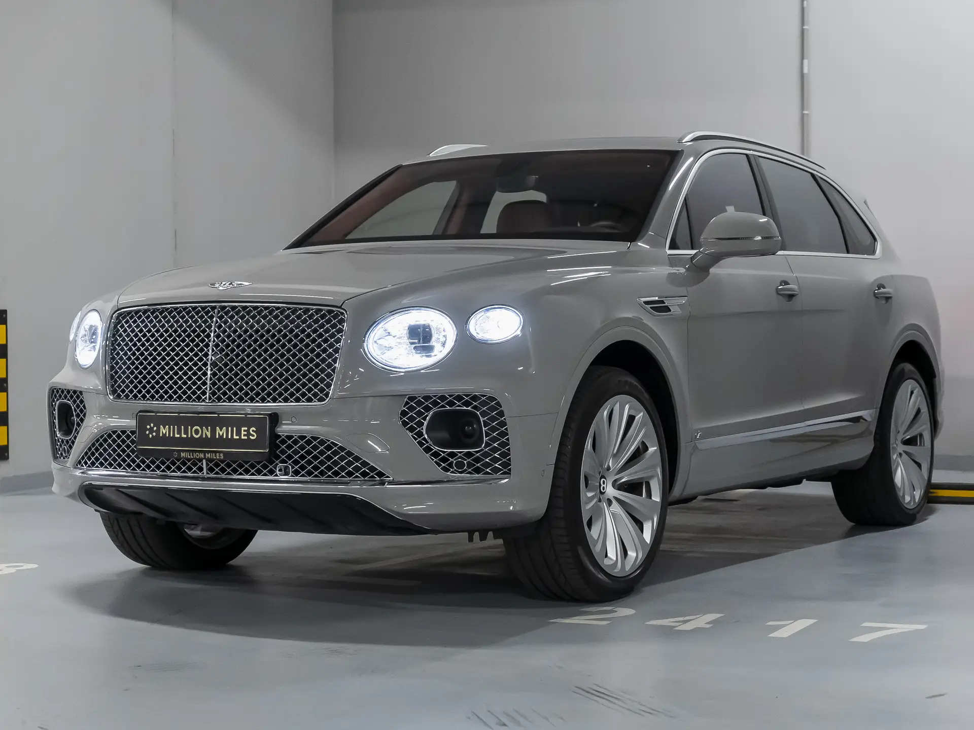 Bentley Bentayga, I Рестайлинг, 2020 купить в салоне Million Miles