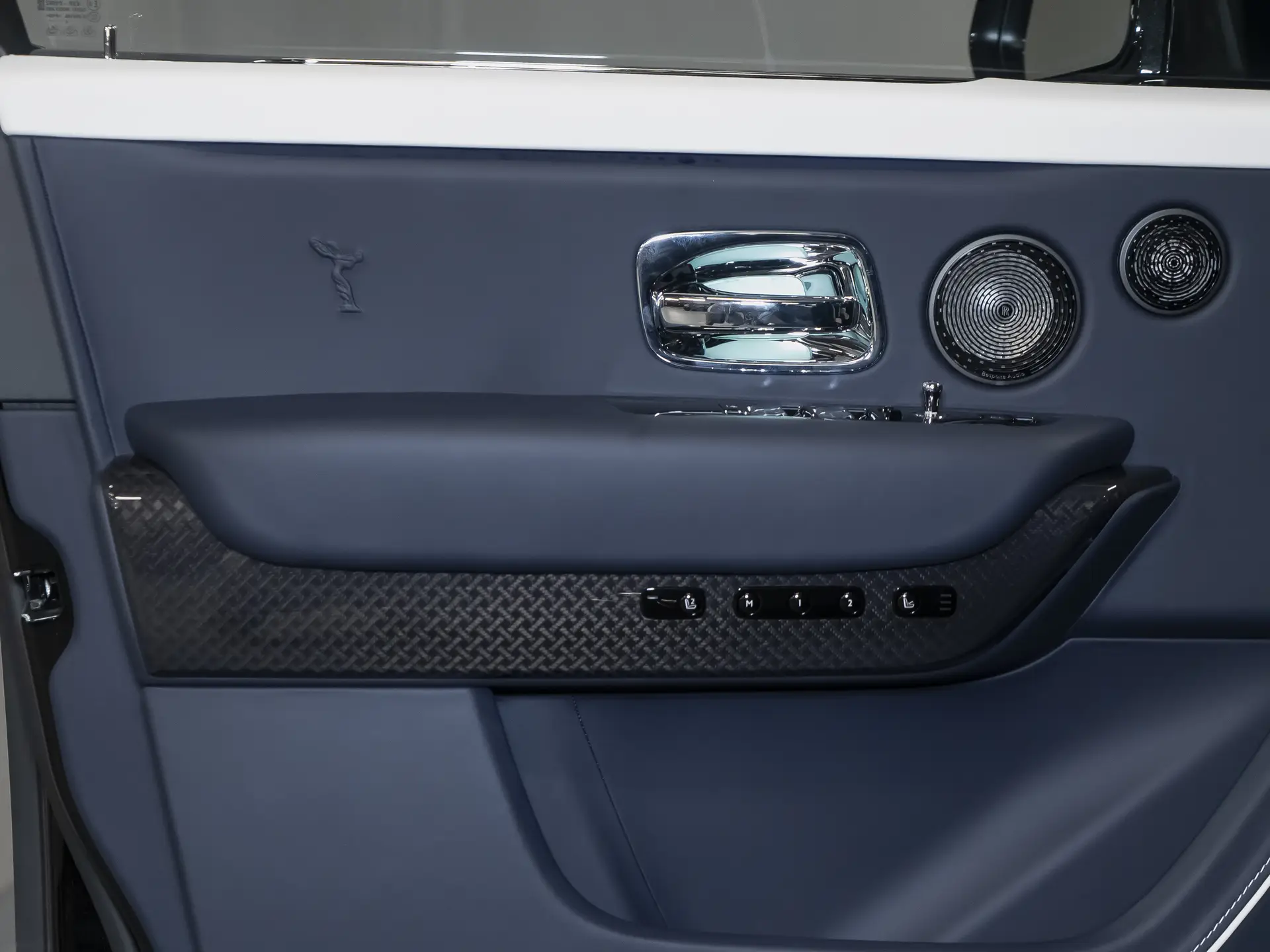 Rolls-Royce Cullinan Black Badge, I Рестайлинг, 2025 купить в салоне Million Miles