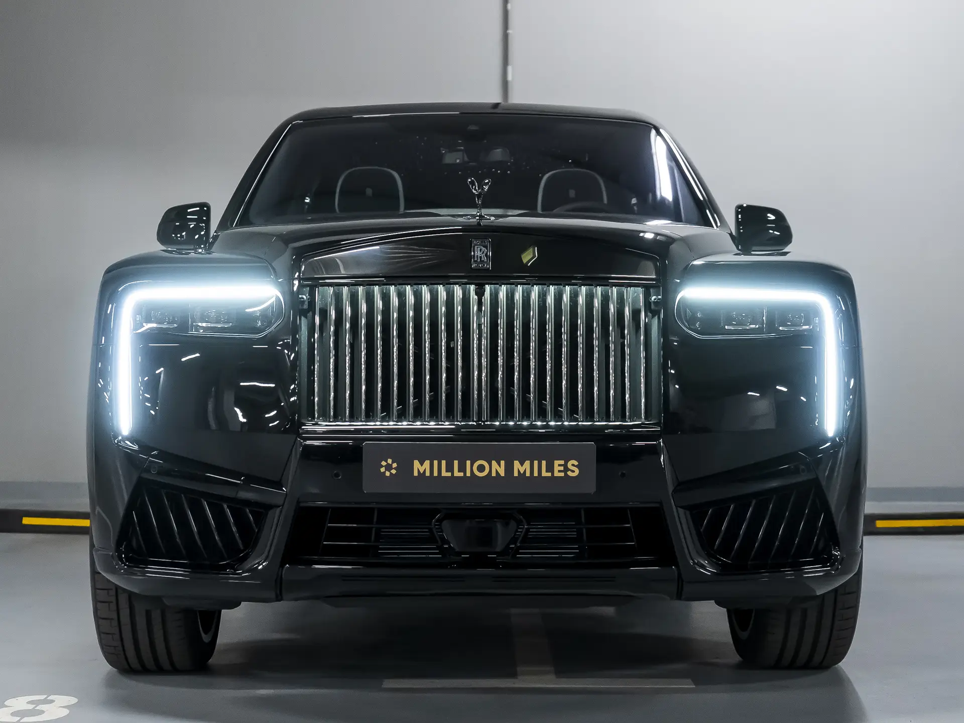 Rolls-Royce Cullinan Black Badge, I Рестайлинг, 2025 купить в салоне Million Miles