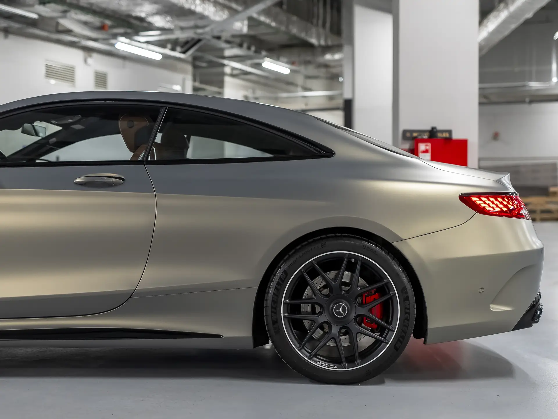 Mercedes-Benz S-Класс AMG 63 AMG, III (W222, C217) Рестайлинг, 2020 купить в салоне Million Miles