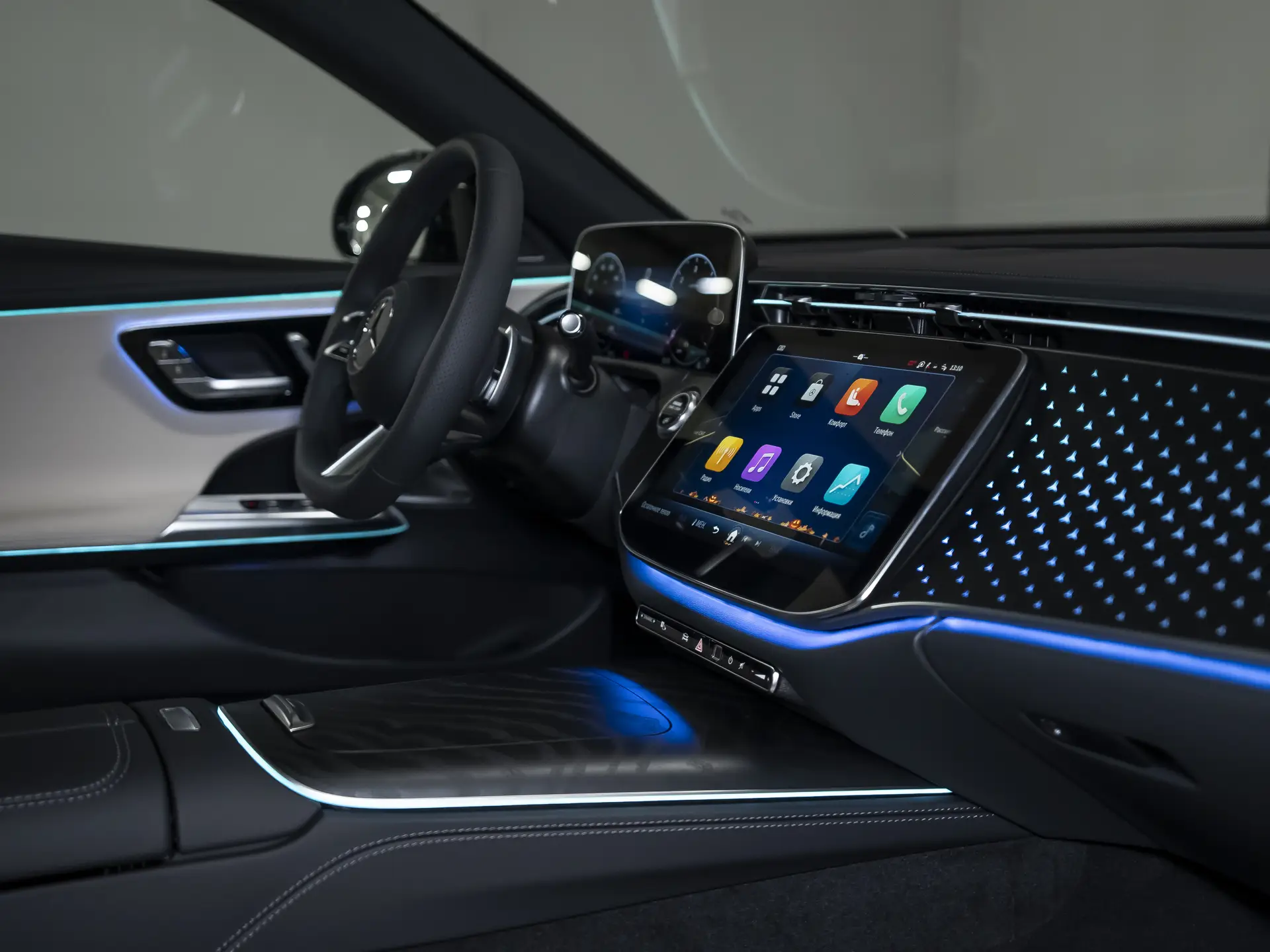 Mercedes-Benz E-Класс 220, VI (W214, S214), 2025 купить в салоне Million Miles