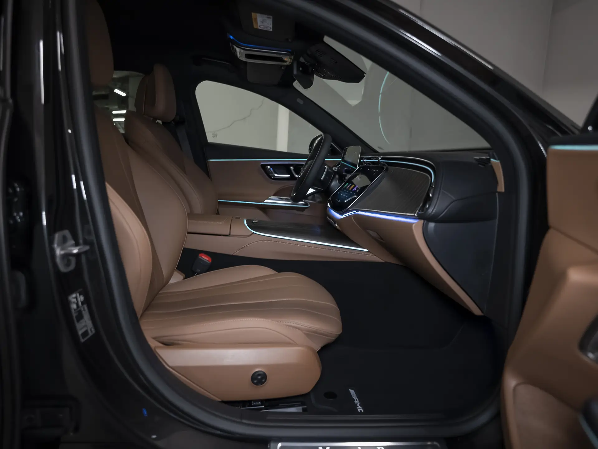 Mercedes-Benz E-Класс, VI (W214, S214), 2025 купить в салоне Million Miles