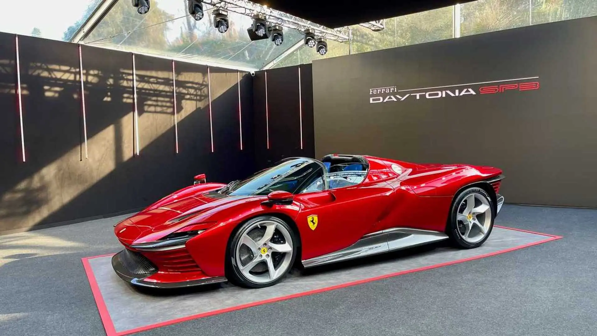 Ferrari Daytona SP3, I, 2024 купить в салоне Million Miles