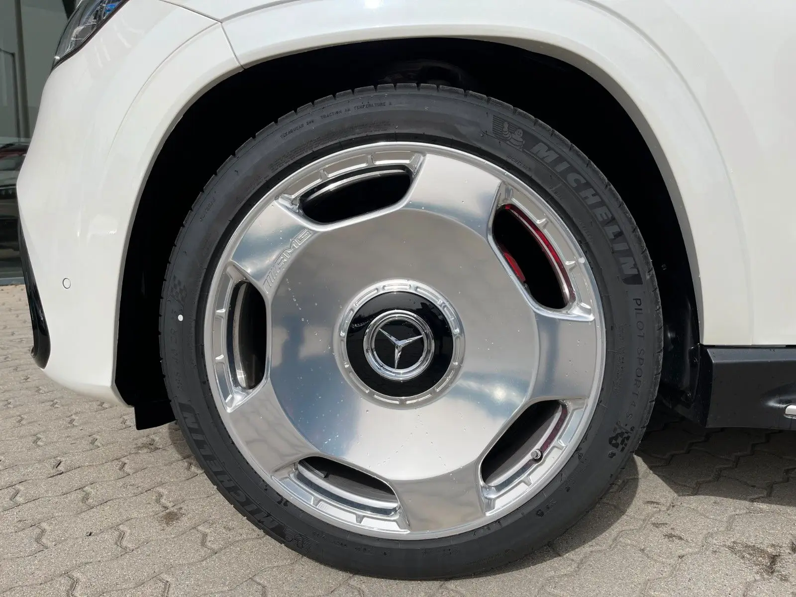 Mercedes-Benz GLS-Класс AMG 63 AMG, II (X167) Рестайлинг, 2025 купить в салоне Million Miles