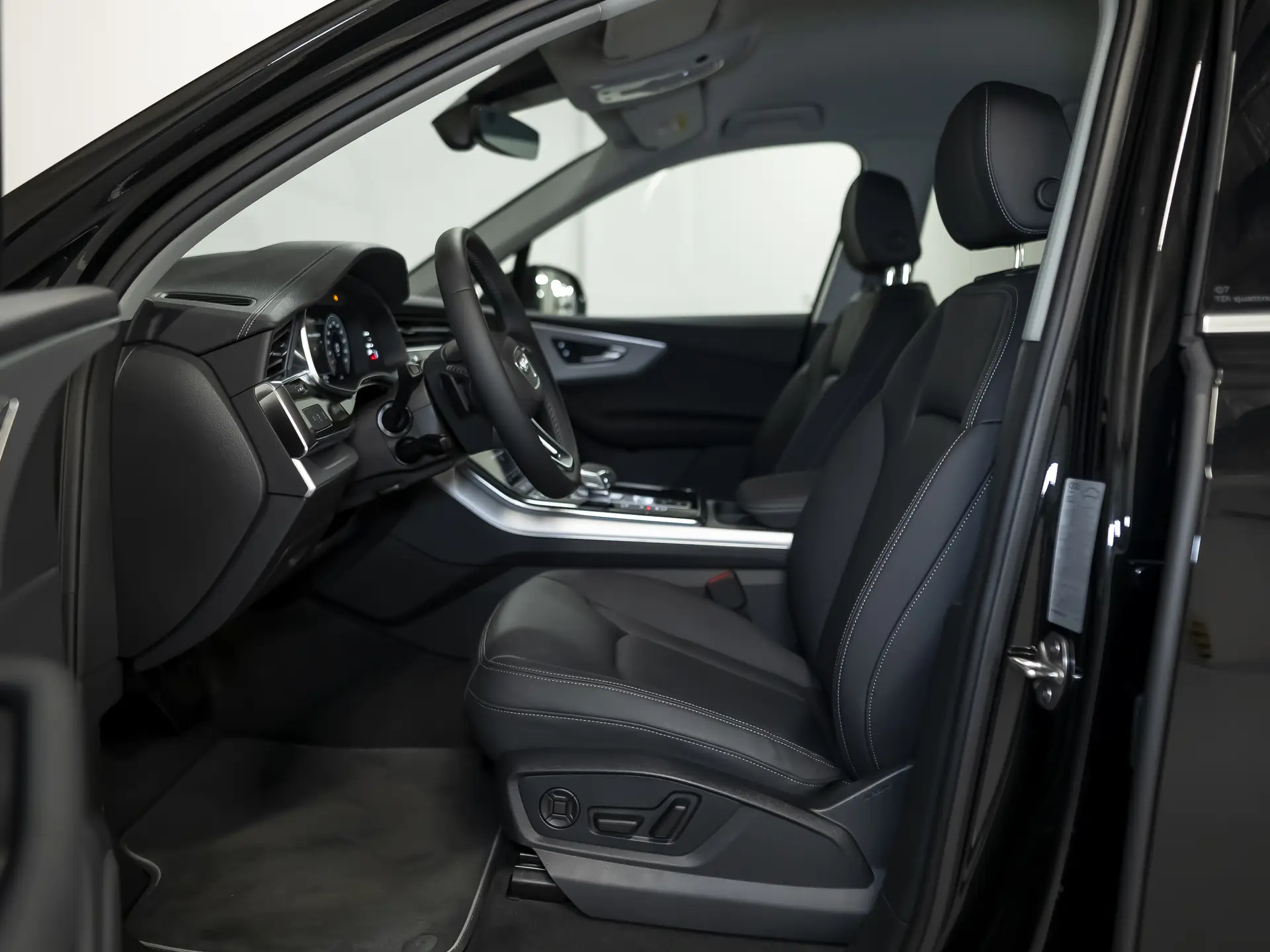 Audi Q7, II (4M) Рестайлинг 2, 2025 купить в салоне Million Miles