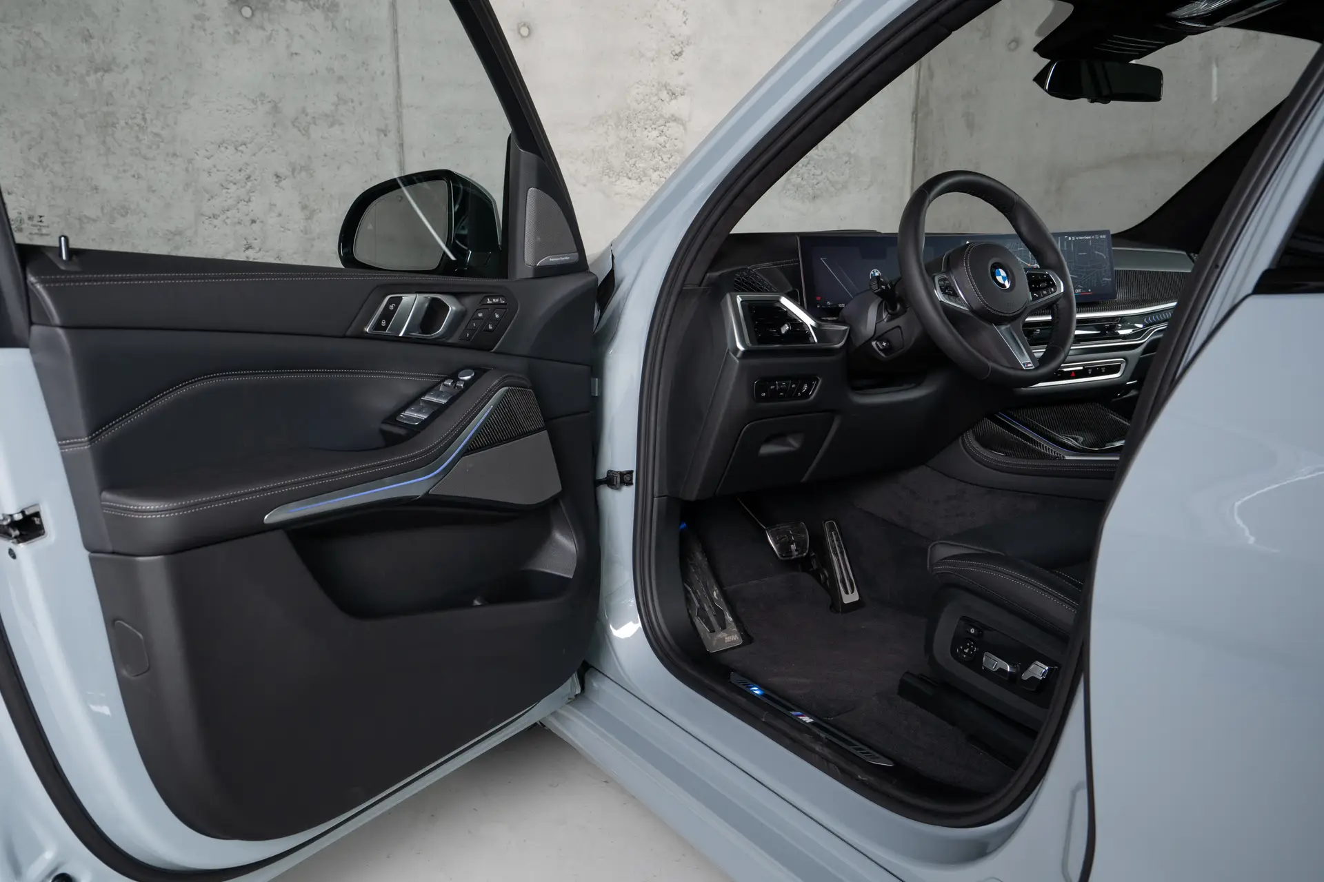 BMW X7 40d, I (G07) Рестайлинг, 2025 купить в салоне Million Miles