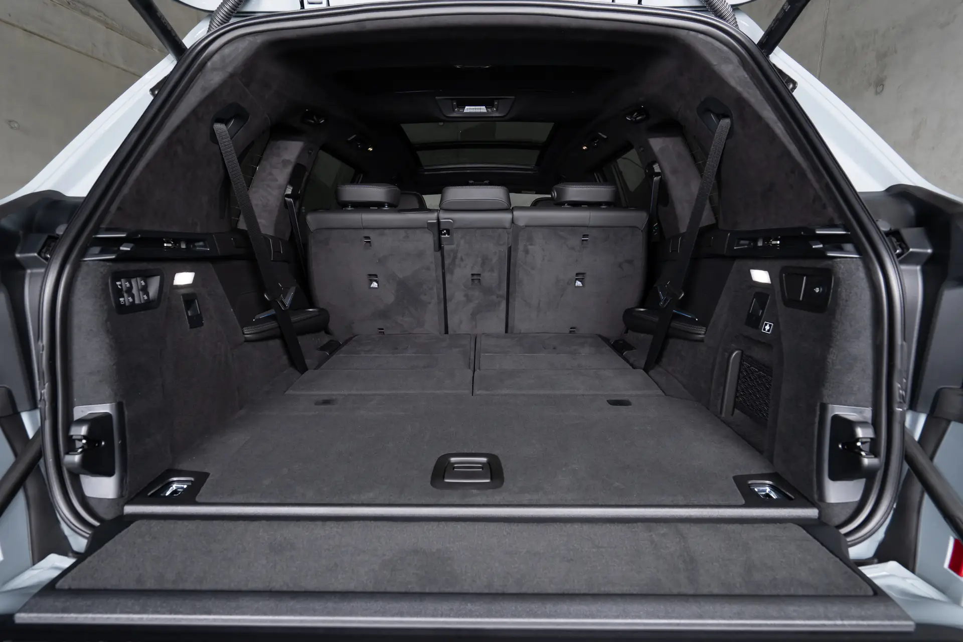 BMW X7 40d, I (G07) Рестайлинг, 2025 купить в салоне Million Miles