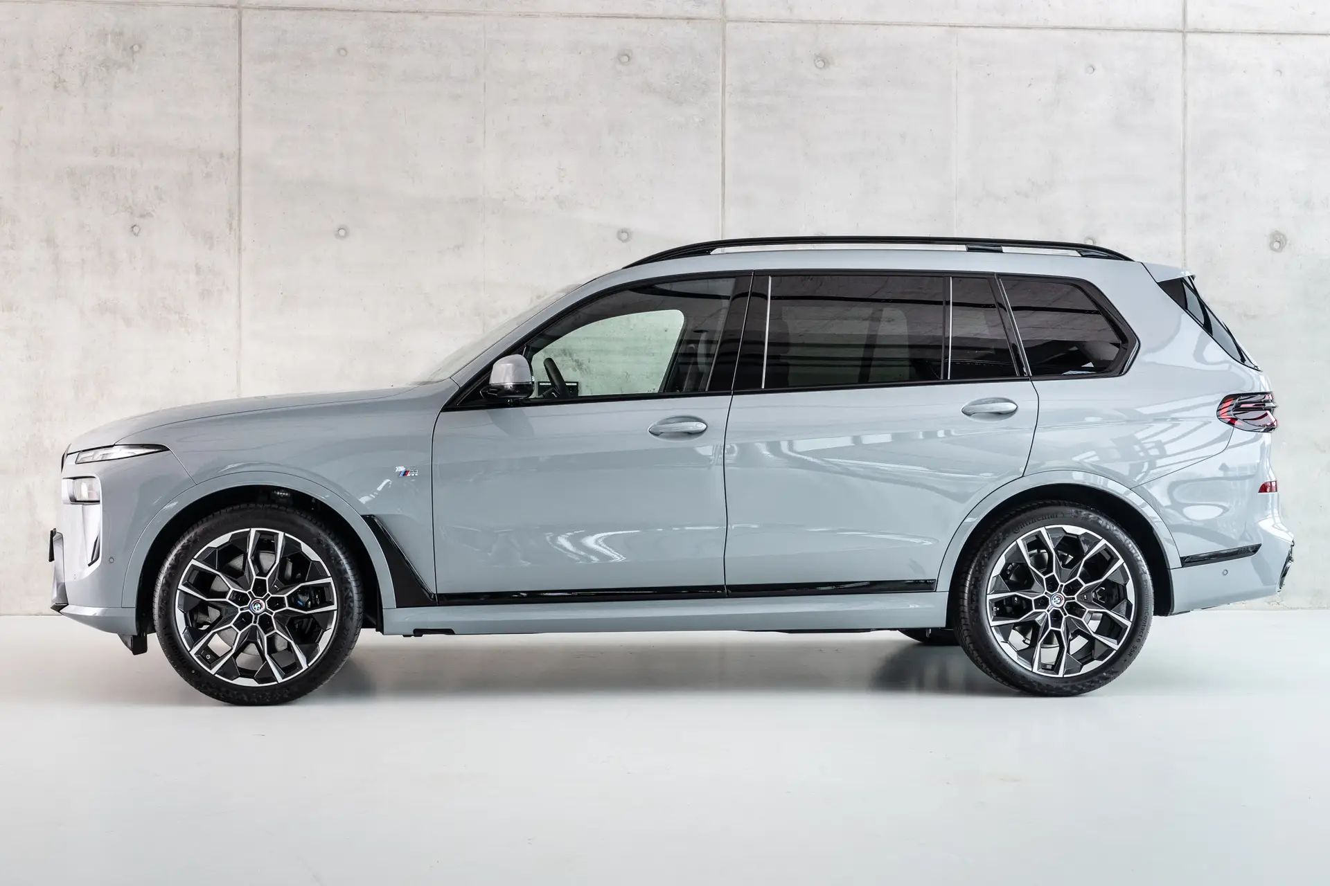 BMW X7 40d, I (G07) Рестайлинг, 2025 купить в салоне Million Miles