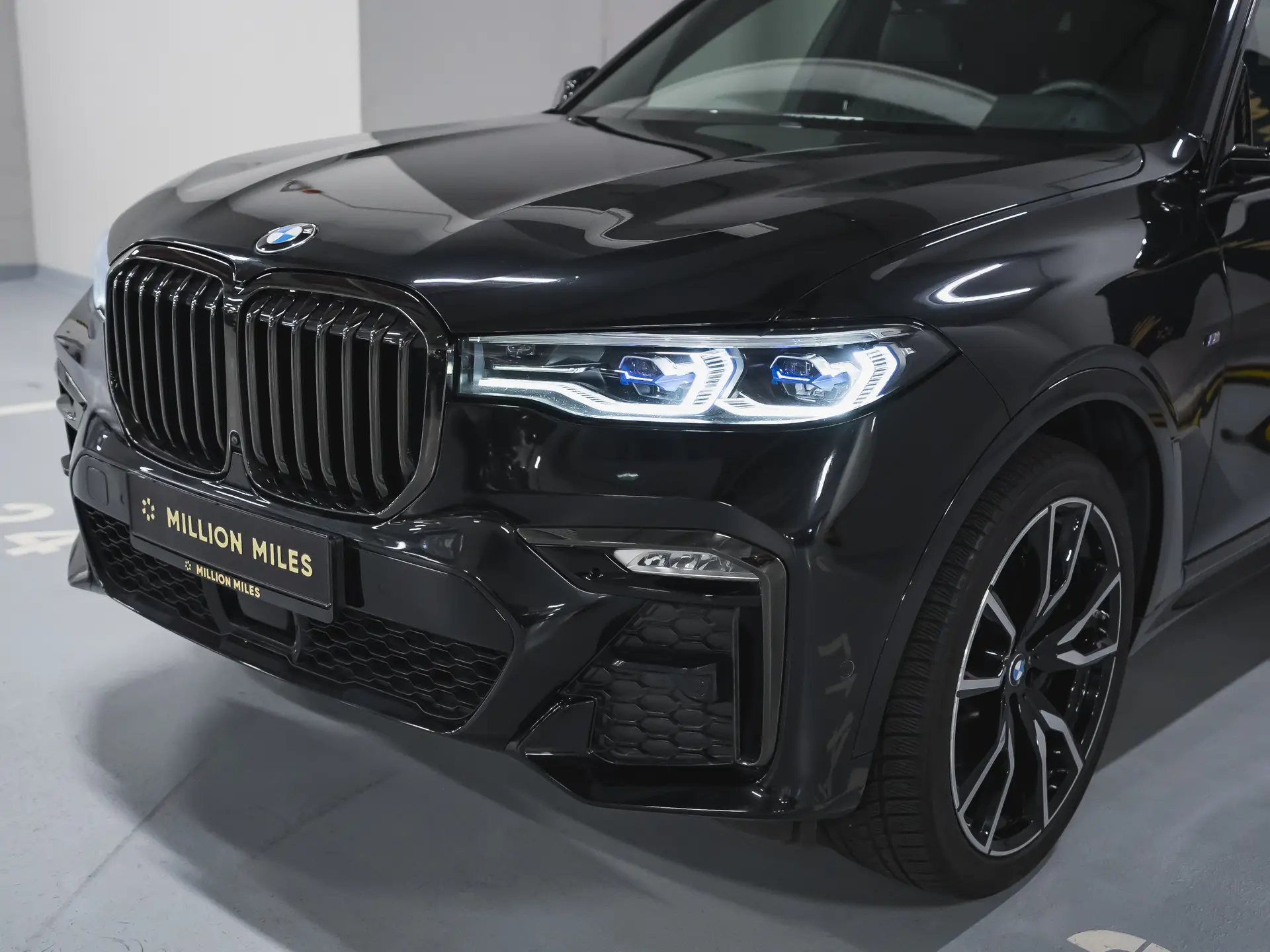 BMW X7 40d, I (G07), 2021 купить в салоне Million Miles