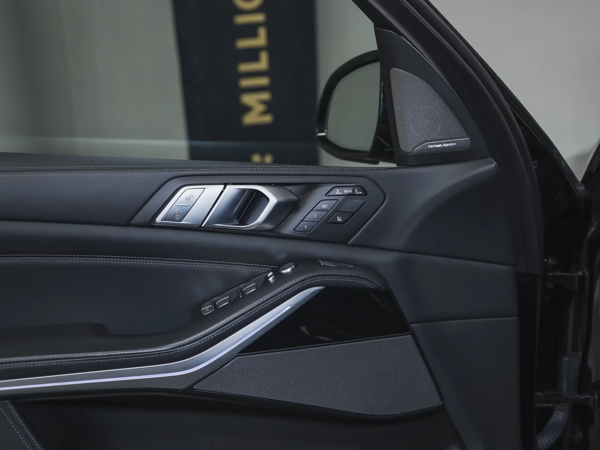 BMW X7 40d, I (G07), 2021 купить в салоне Million Miles