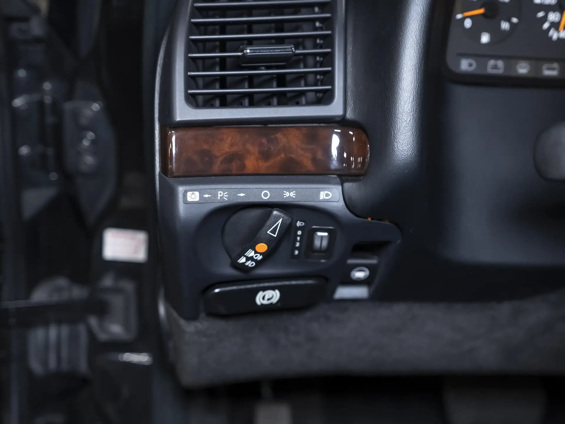 Mercedes-Benz S-Класс, III (W140), 1992 купить в салоне Million Miles