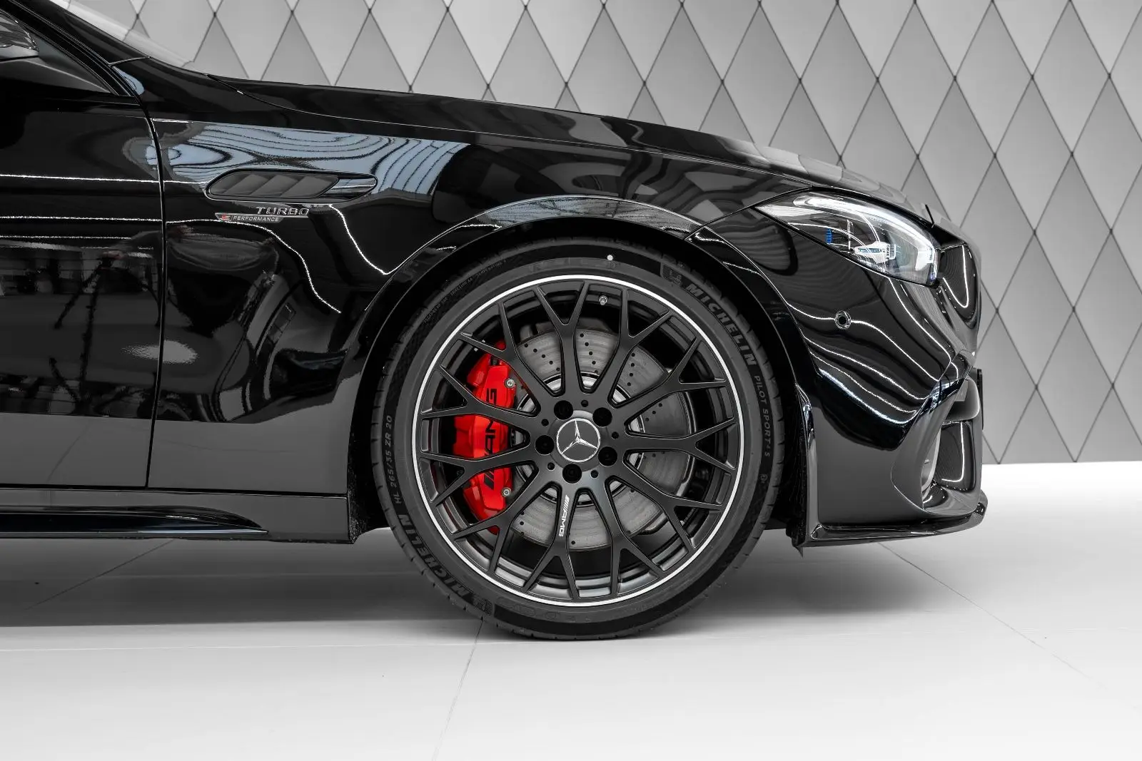 Mercedes-Benz C-Класс AMG 63 AMG S, V (W206), 2025 купить в салоне Million Miles