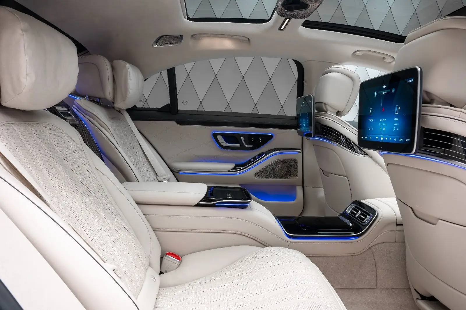 Mercedes-Benz S-Класс AMG 63 AMG Long, IV (W223), 2025 купить в салоне Million Miles