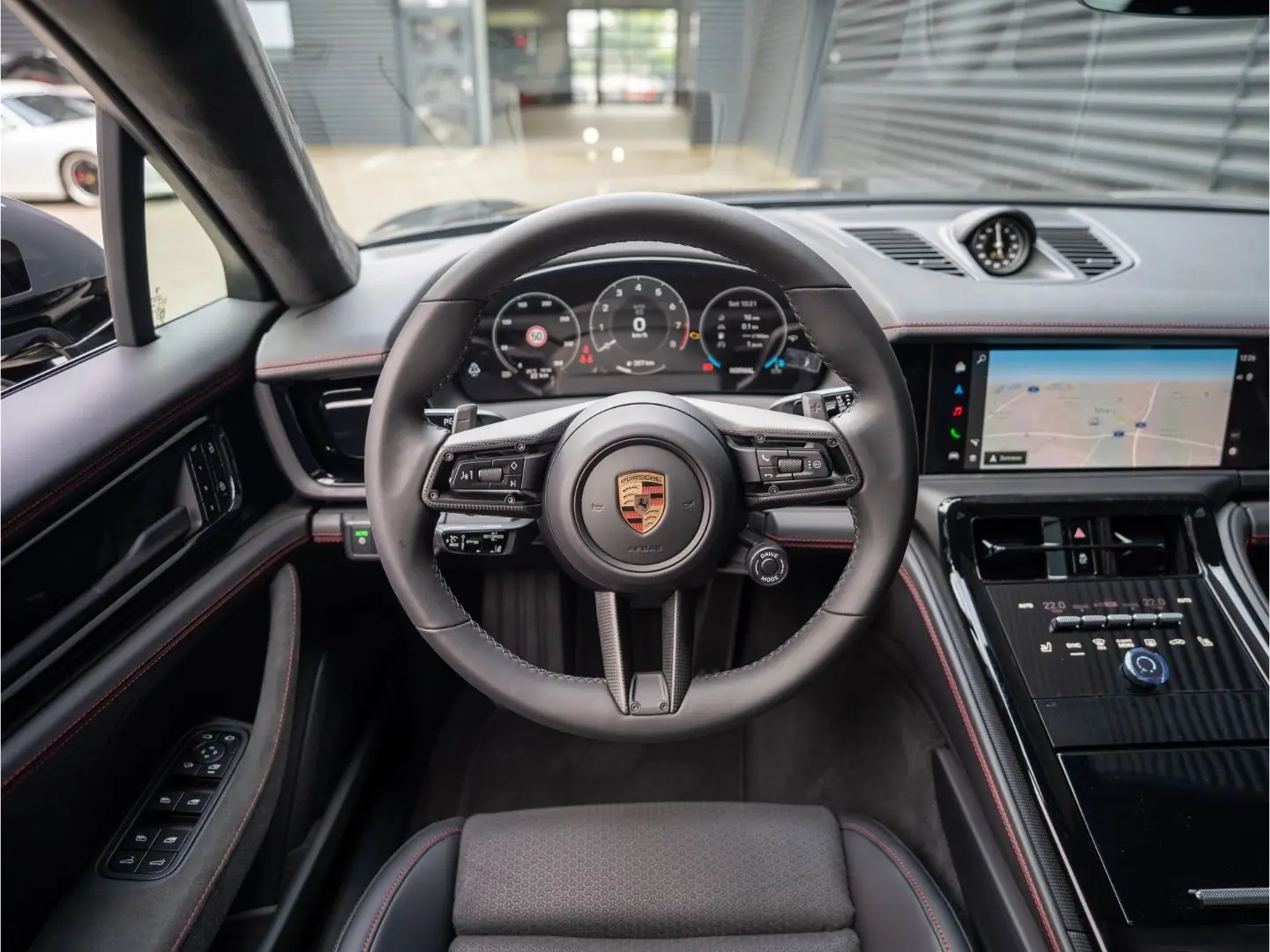 Porsche Panamera, III, 2025 купить в салоне Million Miles