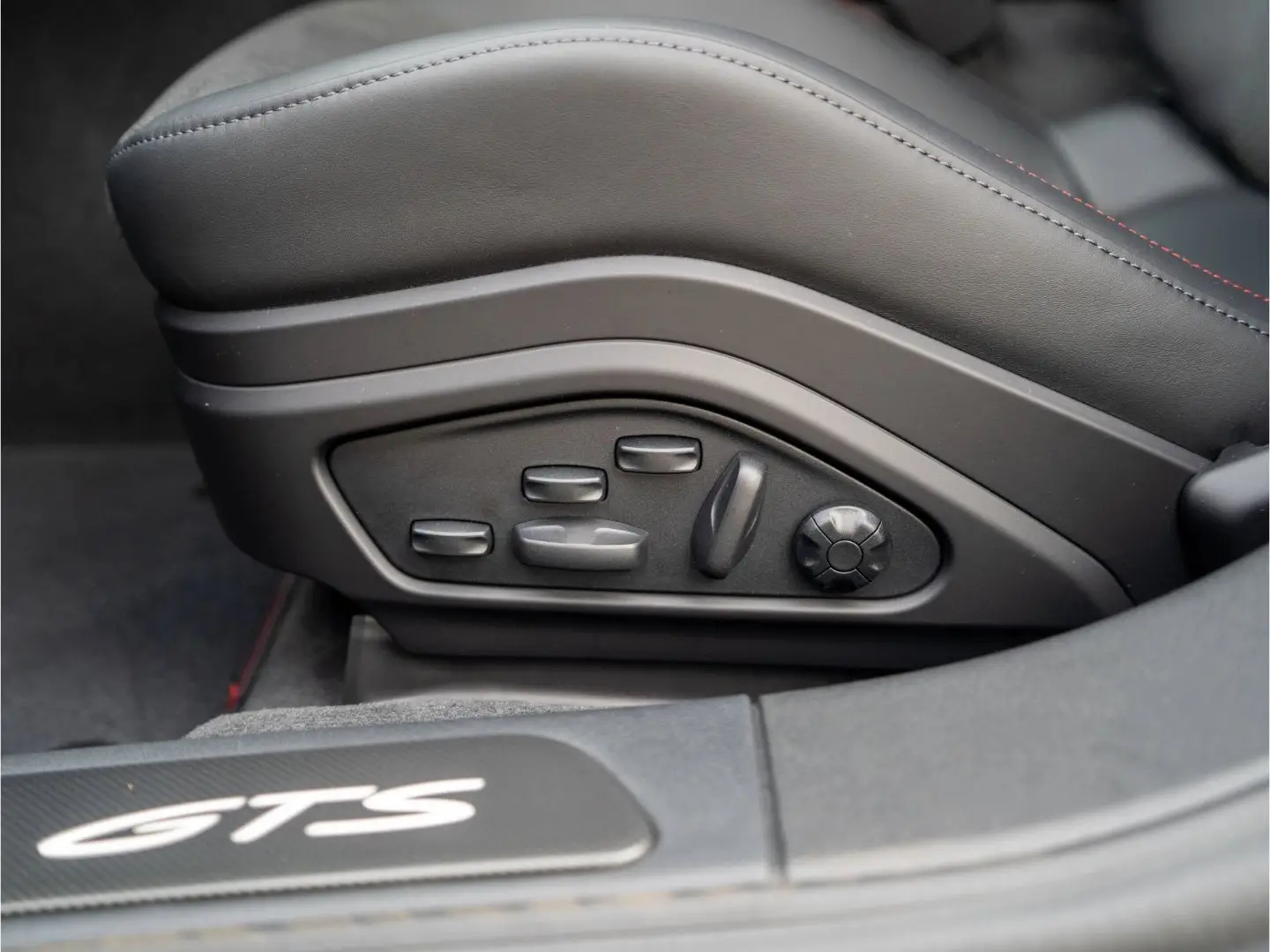 Porsche Panamera, III, 2025 купить в салоне Million Miles