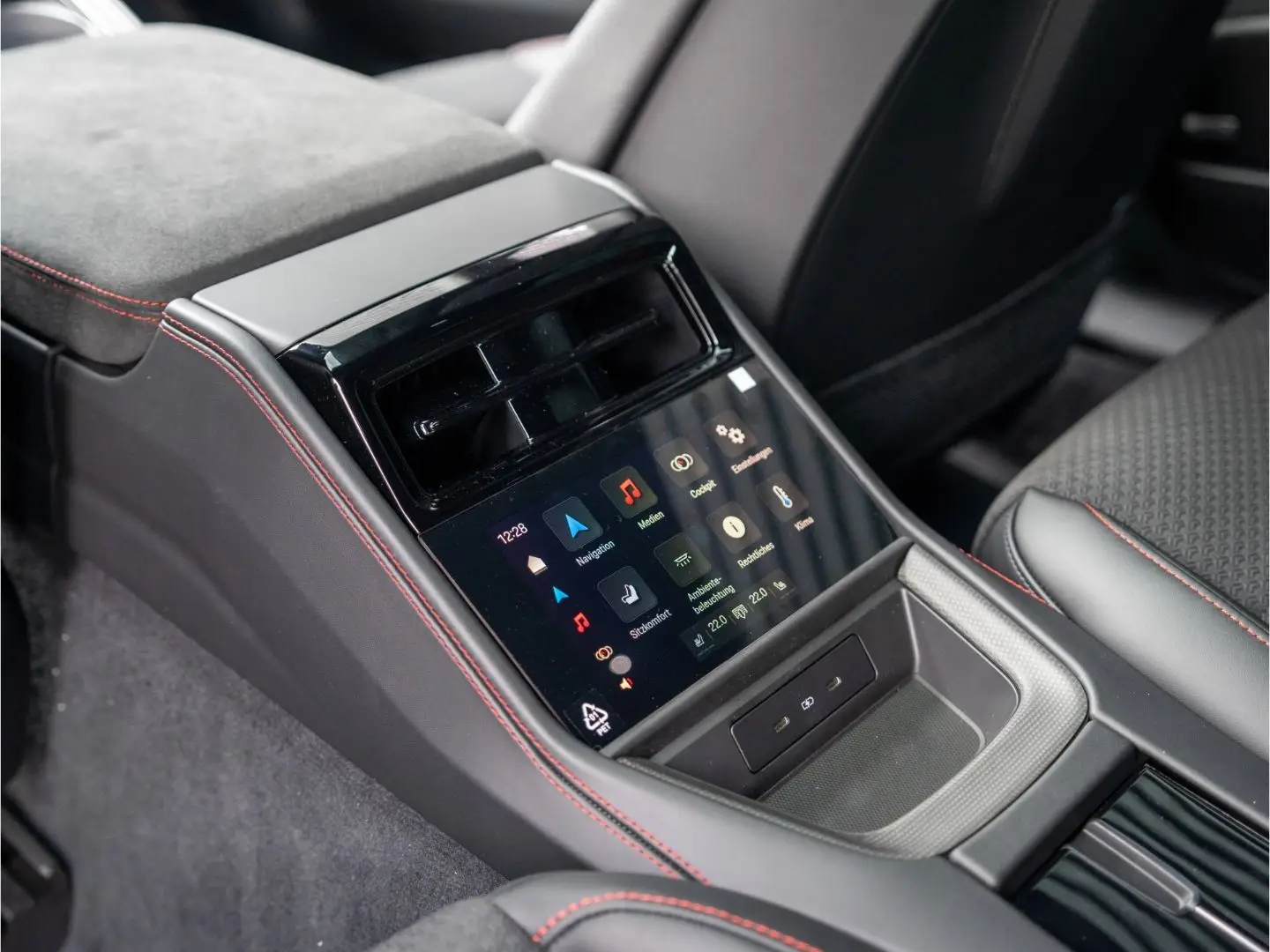 Porsche Panamera, III, 2025 купить в салоне Million Miles