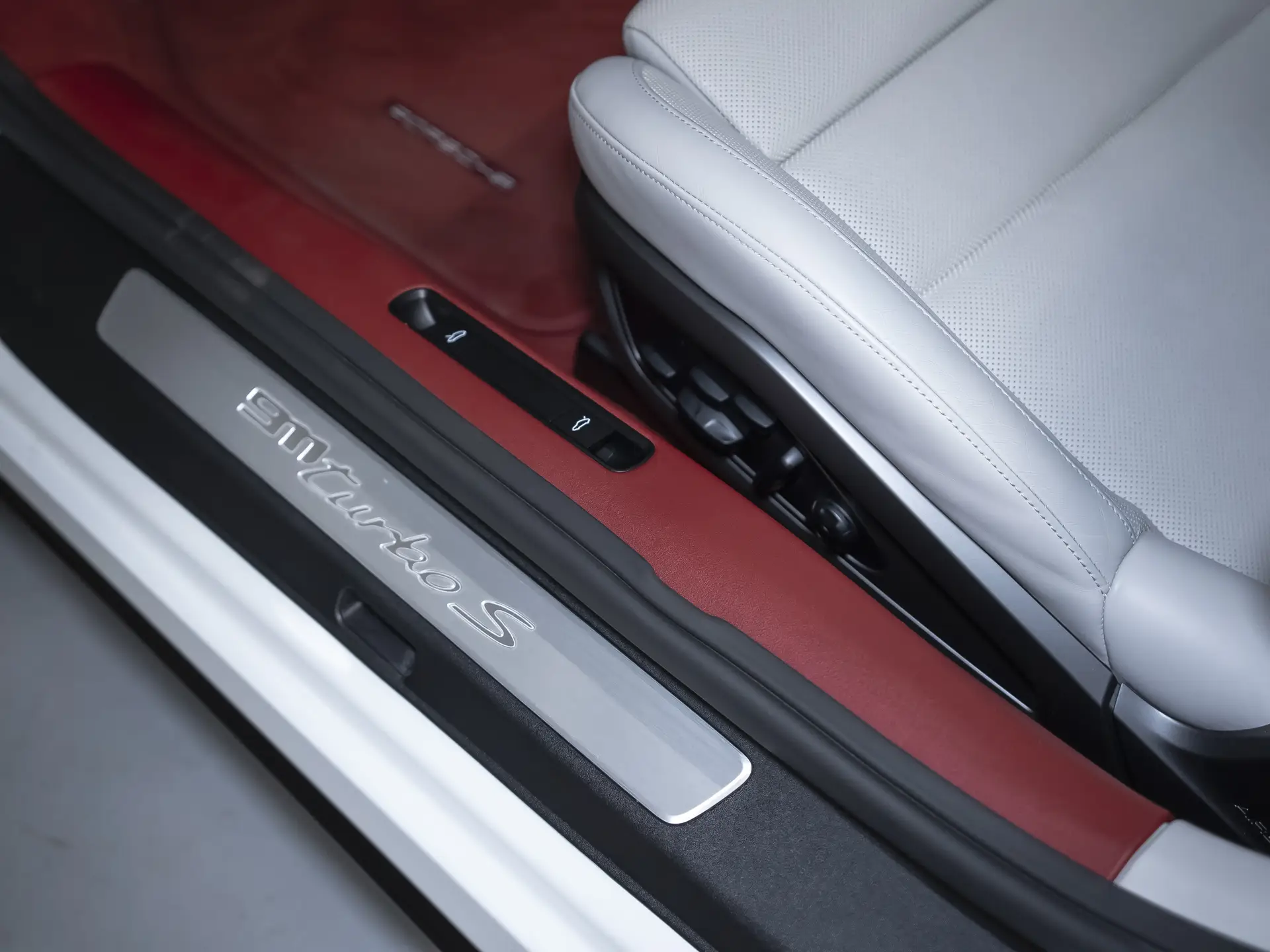 Porsche 911 Turbo S, VIII (992), 2020 купить в салоне Million Miles