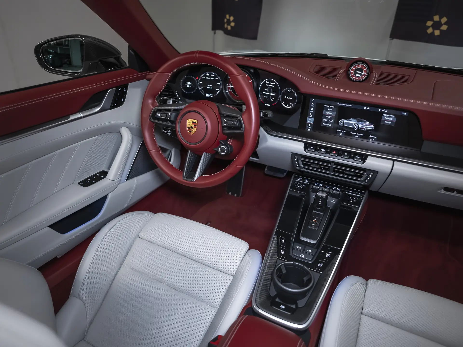 Porsche 911 Turbo S, VIII (992), 2020 купить в салоне Million Miles