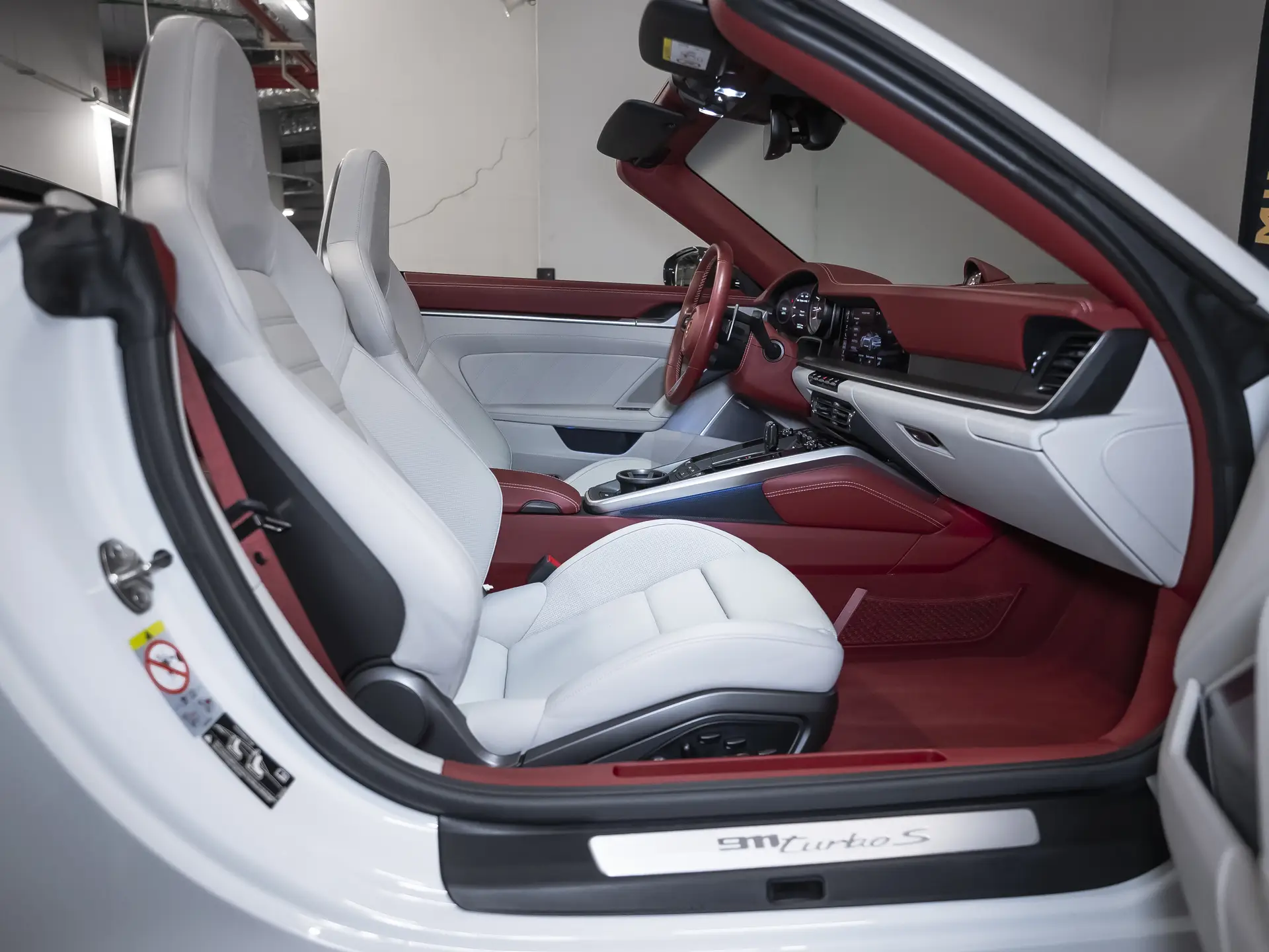 Porsche 911 Turbo S, VIII (992), 2020 купить в салоне Million Miles