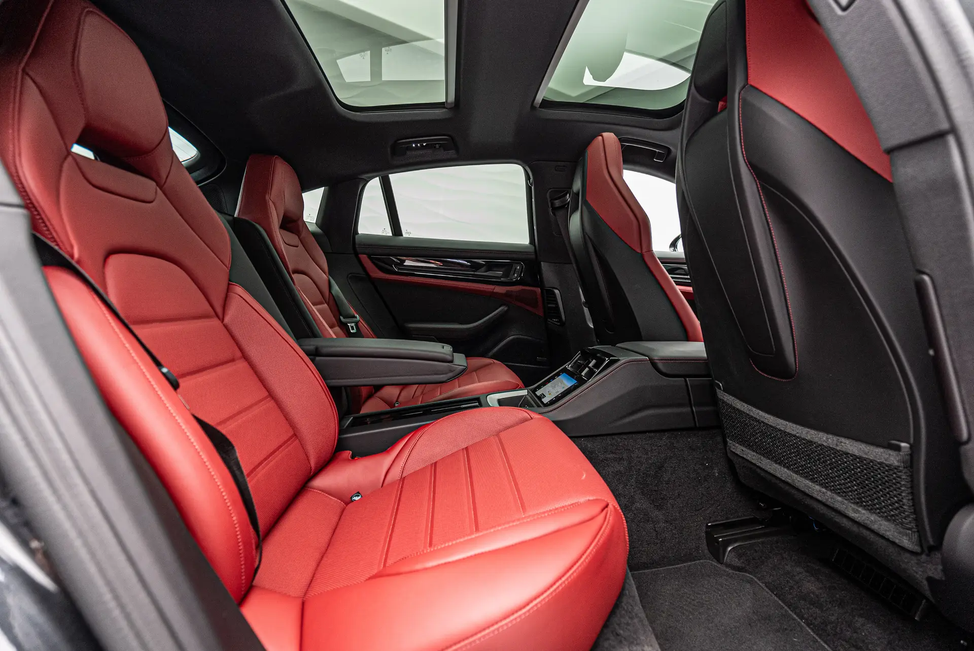 Porsche Panamera, III, 2025 купить в салоне Million Miles