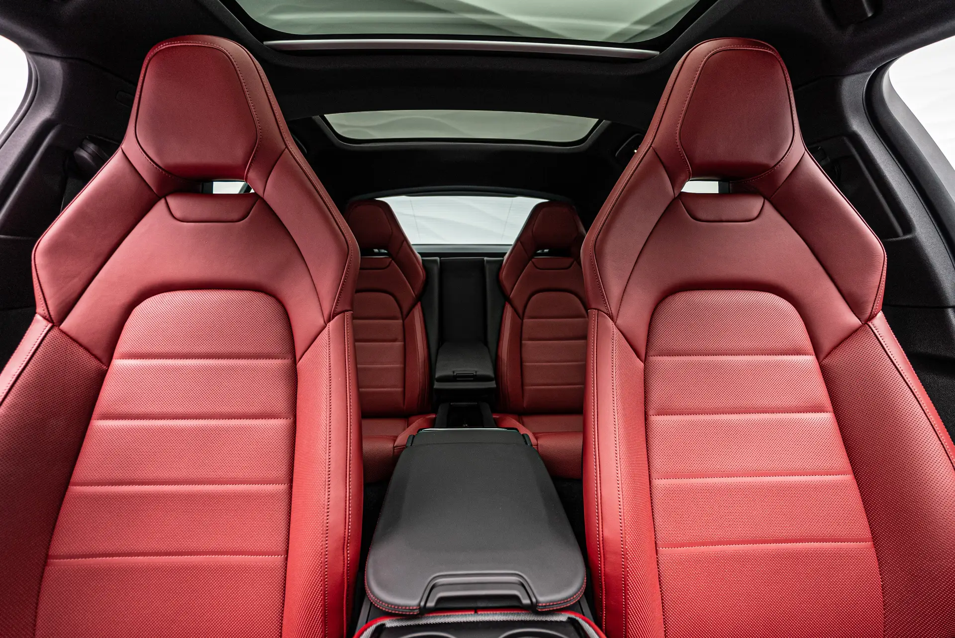 Porsche Panamera, III, 2025 купить в салоне Million Miles