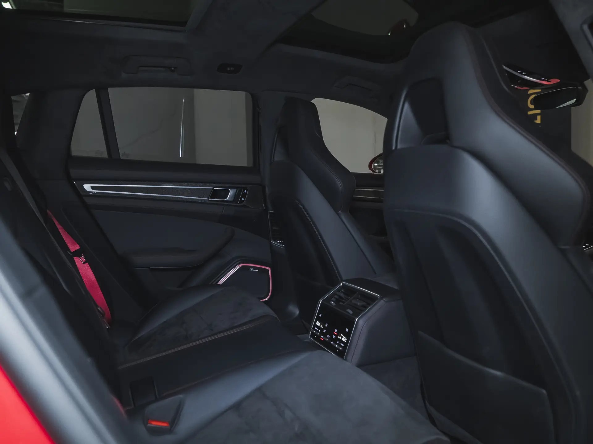 Porsche Panamera GTS Sport Turismo, II Рестайлинг, 2020 купить в салоне Million Miles