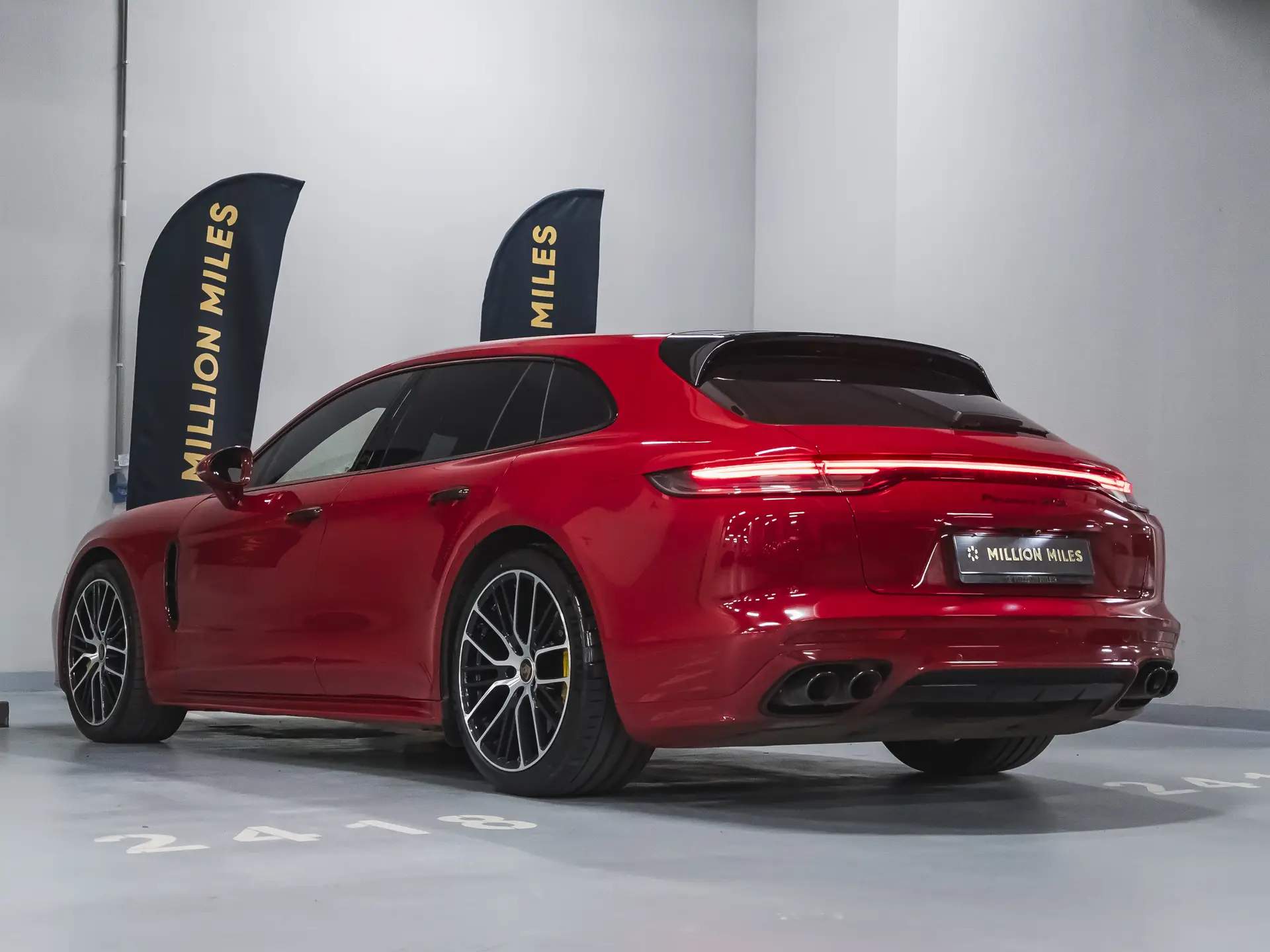 Porsche Panamera GTS Sport Turismo, II Рестайлинг, 2020 купить в салоне Million Miles